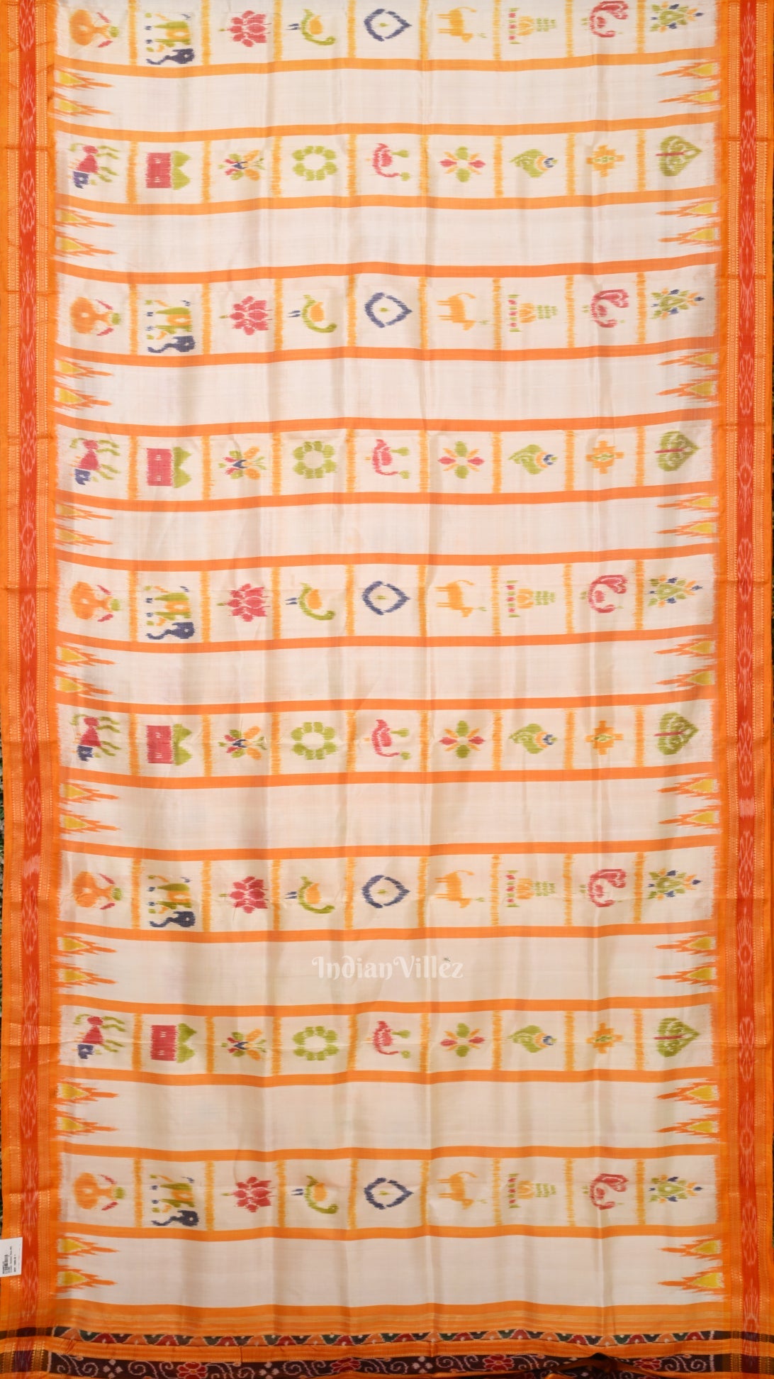 IndianVillèz White Yellow Nabakothi Khandua Silk Saree - view 3