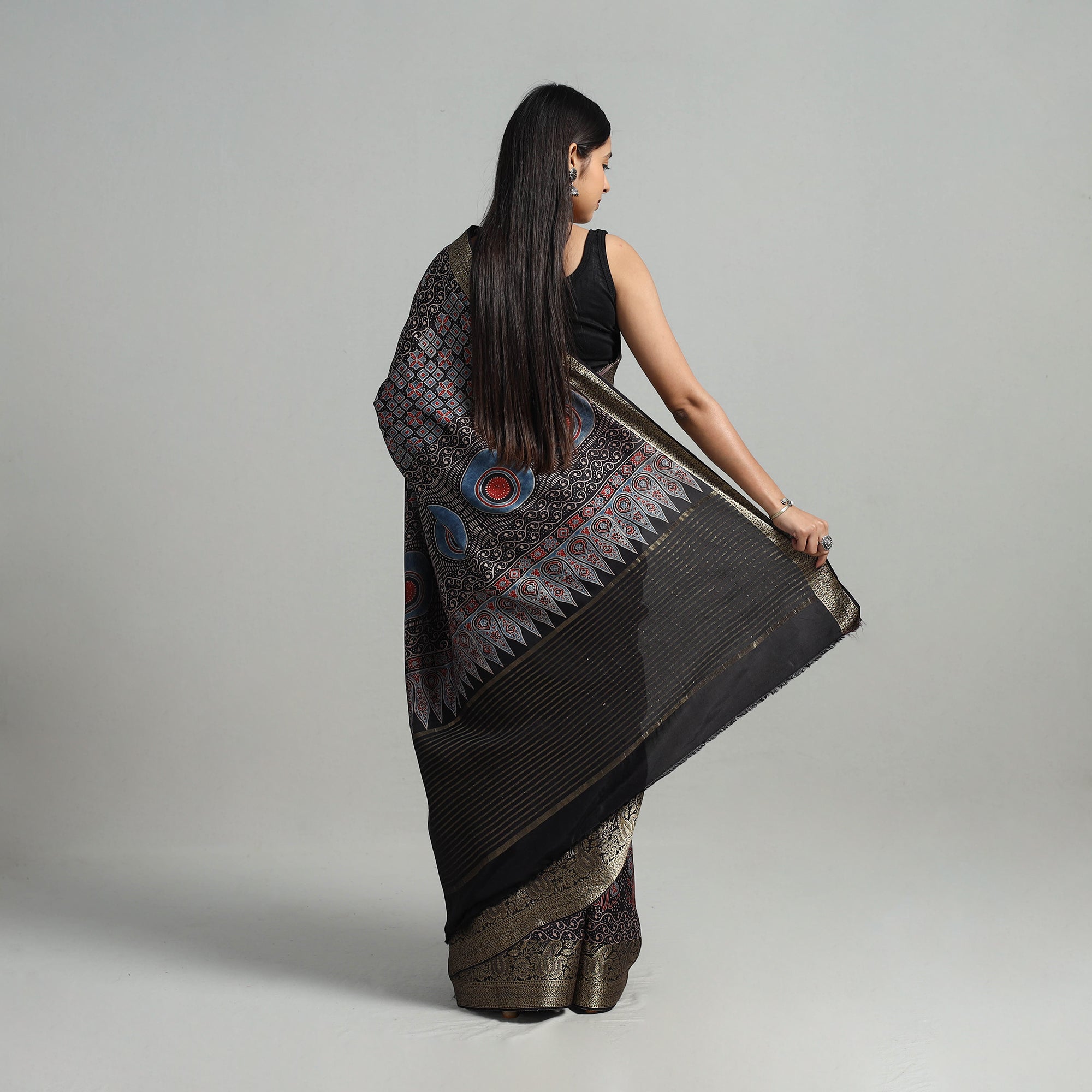 KACHCHH JI CHHAAP Black - Natural Dyed Hand Block Print Dola Silk Ajrakh Saree 05 - view 3