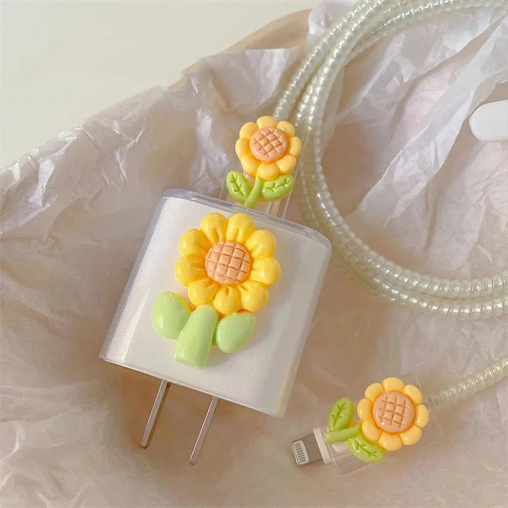 Peeperly Cute Floral Armor Charger Protector Kit