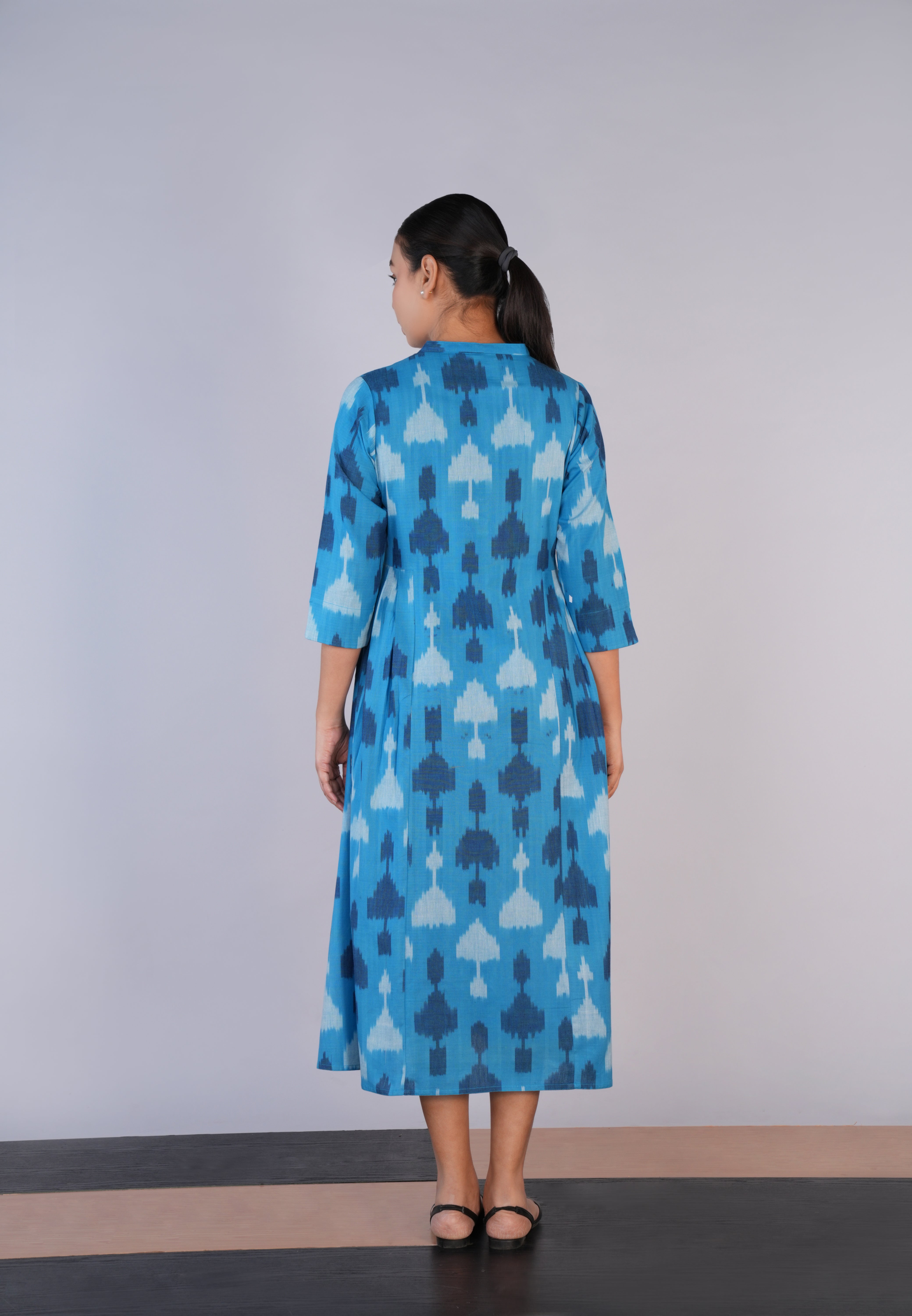 Kalanjali Ethnics Handwoven cotton Pochampally Ikat dress - view 4
