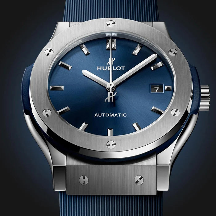 Cop Underdog HUBLOT Classic Fusion Titanium Blue - view 2