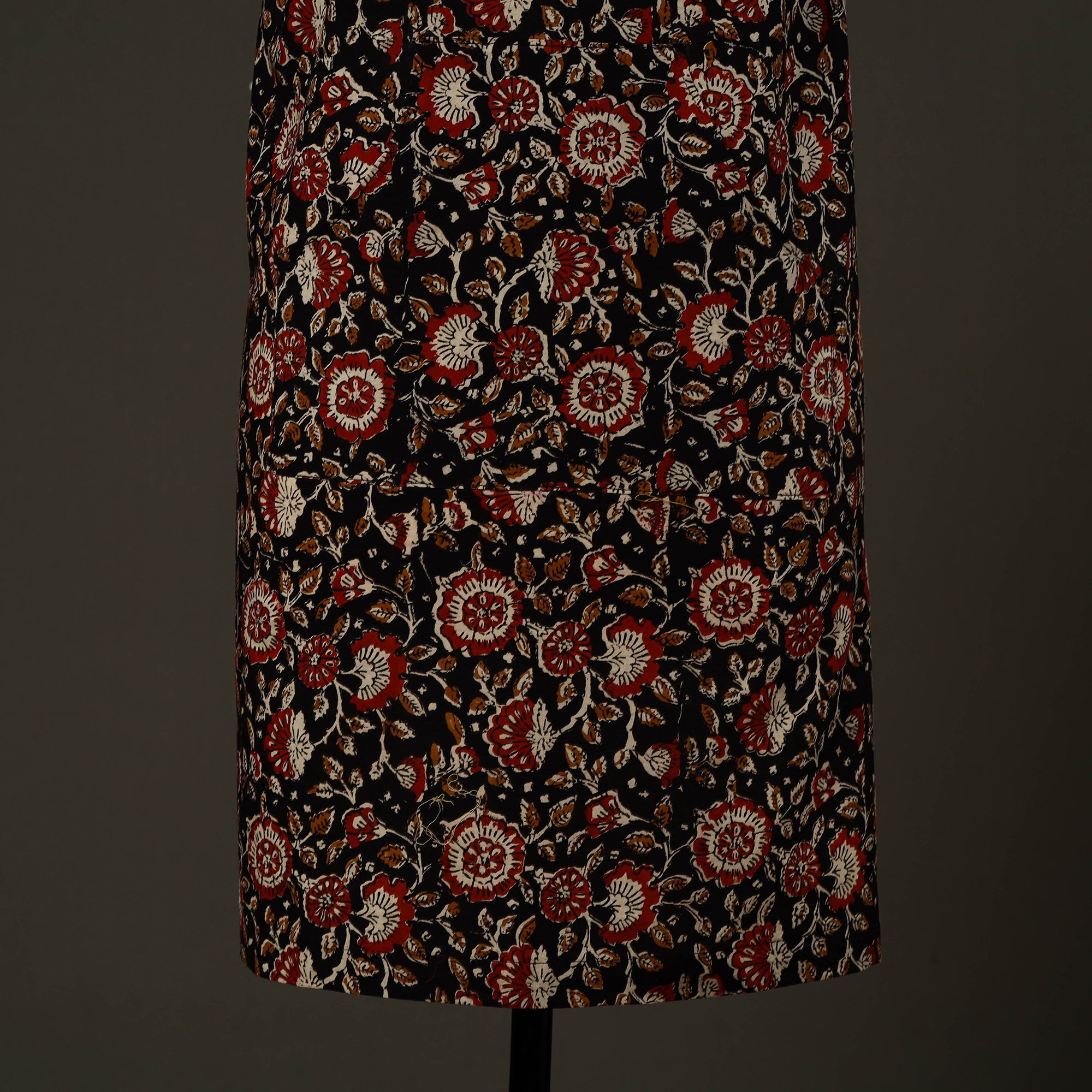 JALPARI Black - Bagru Block Print Cotton Apron with Pocket 13 - view 2