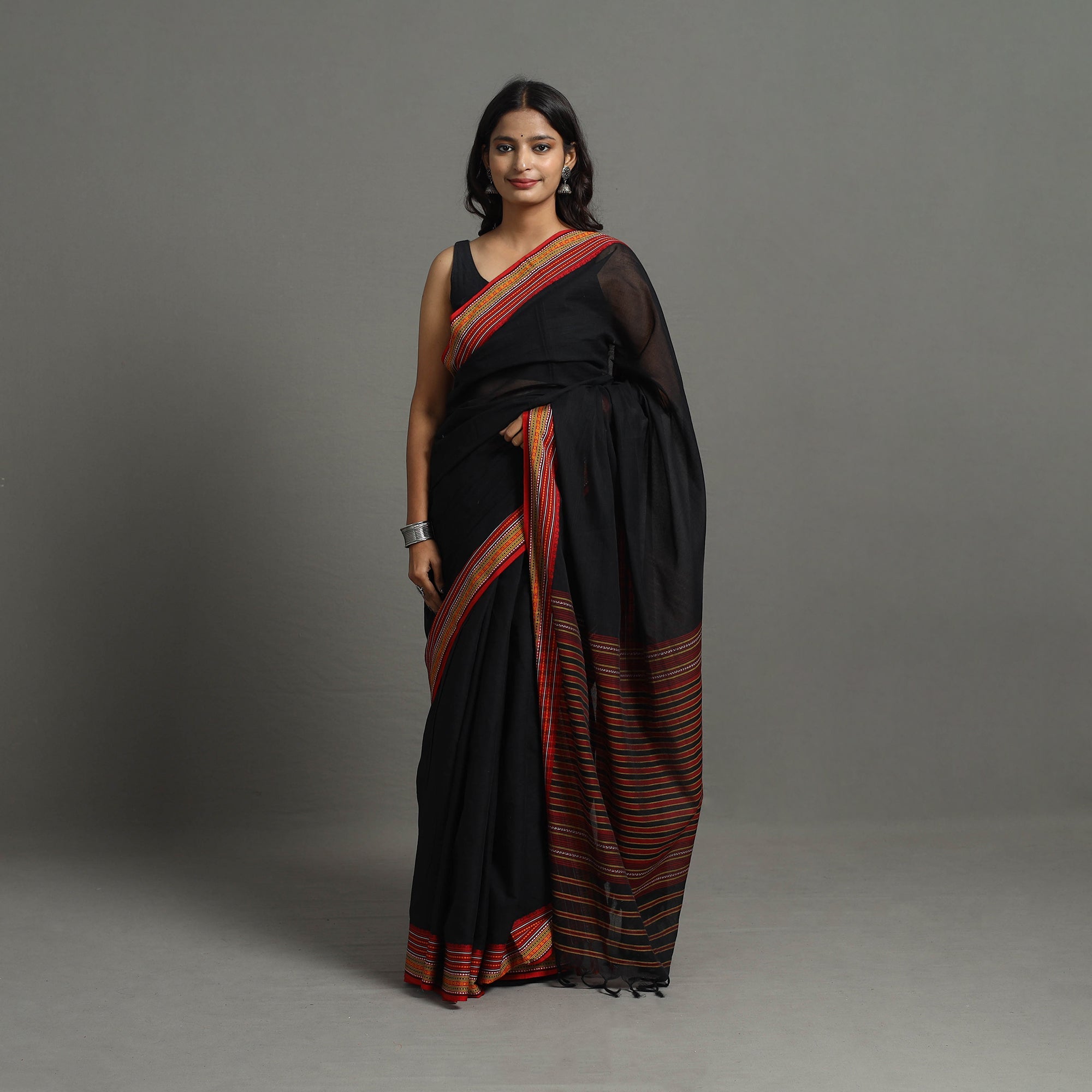 SASHA Black - Bengal Handwoven Cotton Plain Begampuri Saree 23