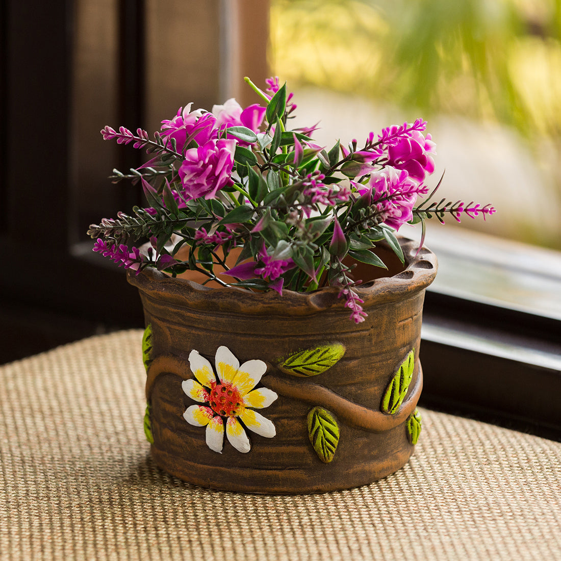 Handmade handpainted terracotta – EXCLUSIVELANE 'Mud Blossoms' Handmade & Handpainted Terracotta Planter Pot (4 Inch)