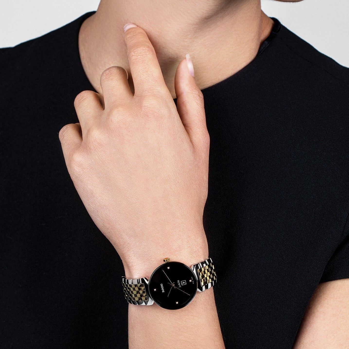 Rado Florence Women Quartz Black Dial Analog Stainless Steel Watch R48913703 - view 4