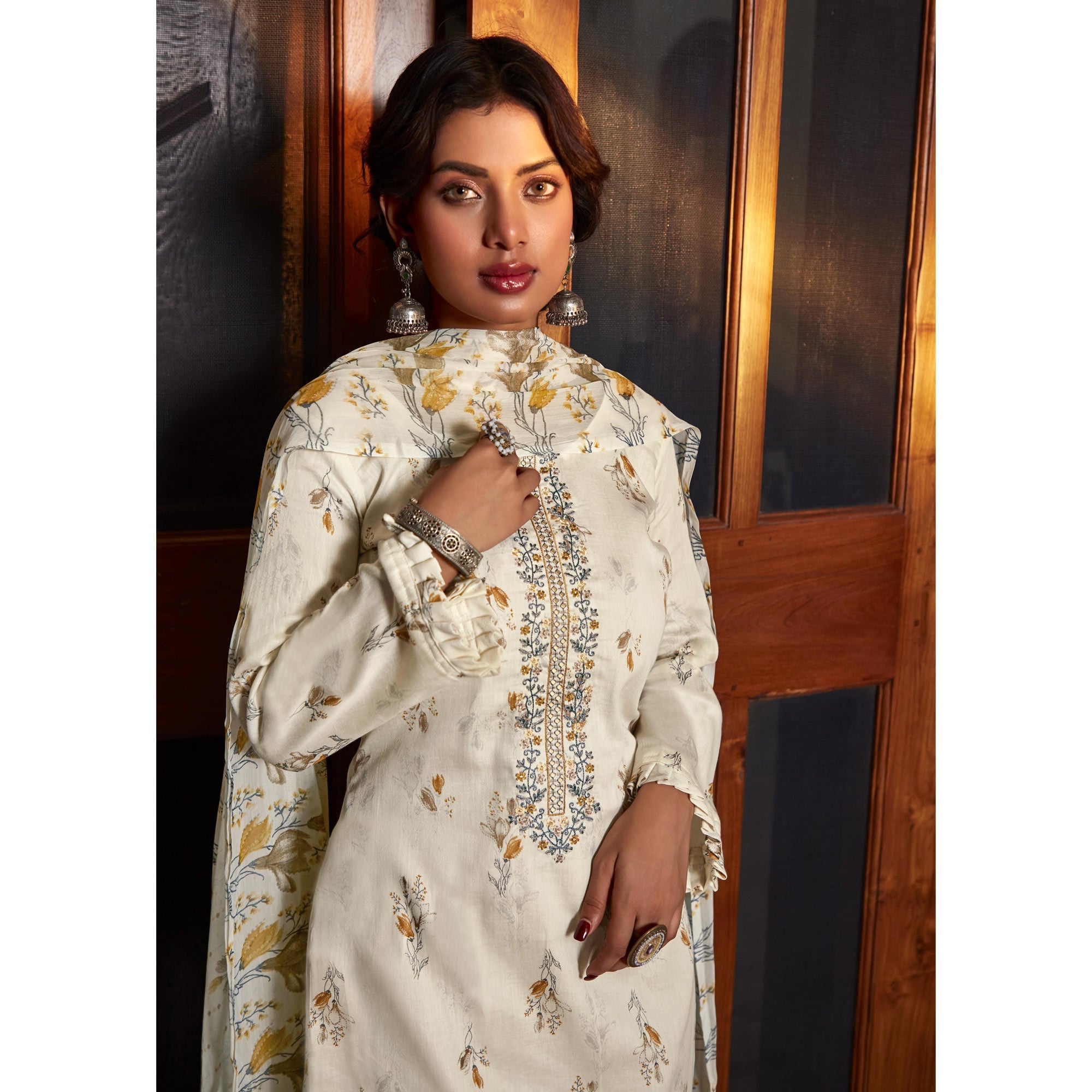 Peachmode Cream Printed With Embroidered Pure Cotton Suit - view 4