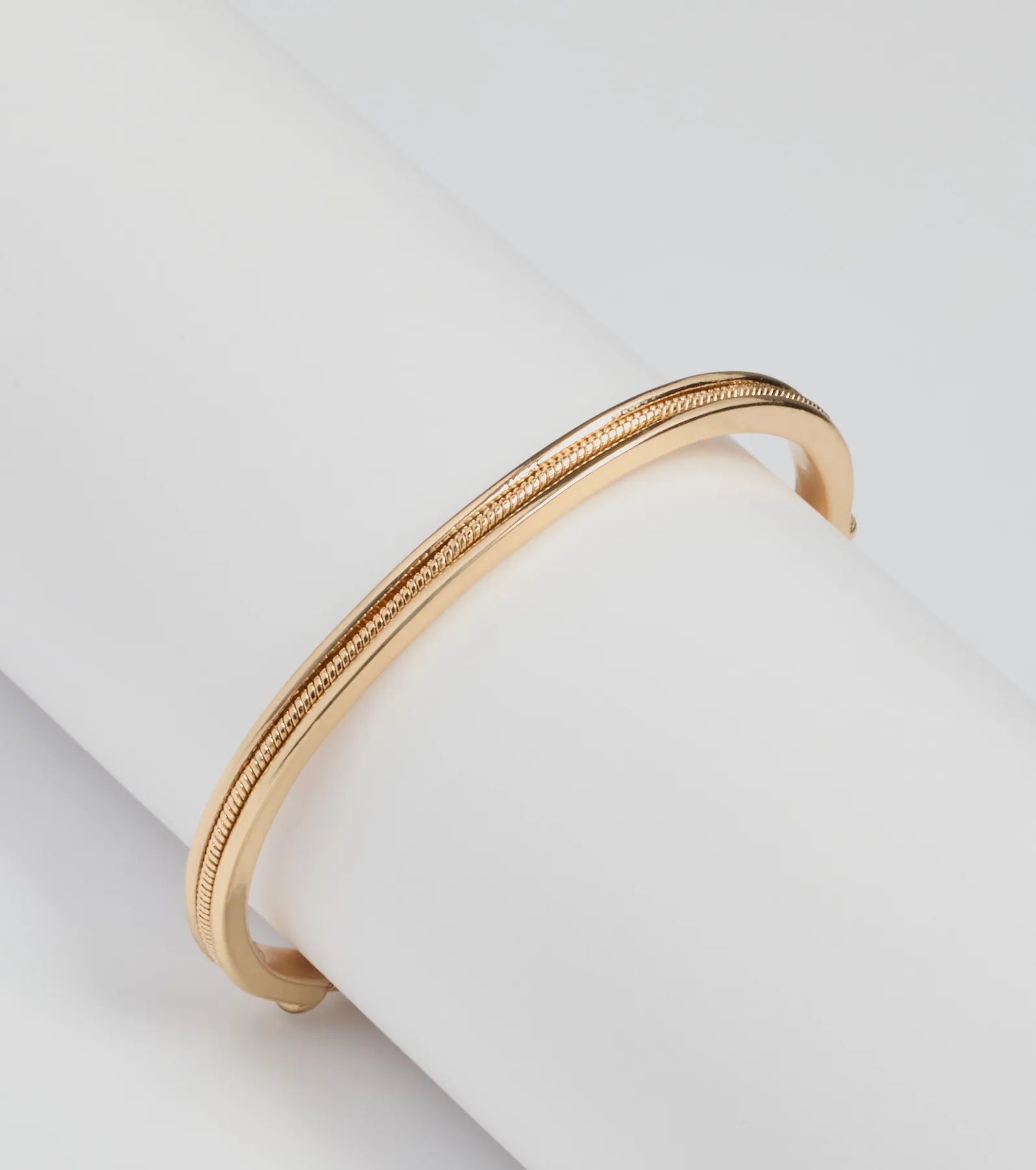 Windsor Time For Luxe Bangle Bracelet – GOLD