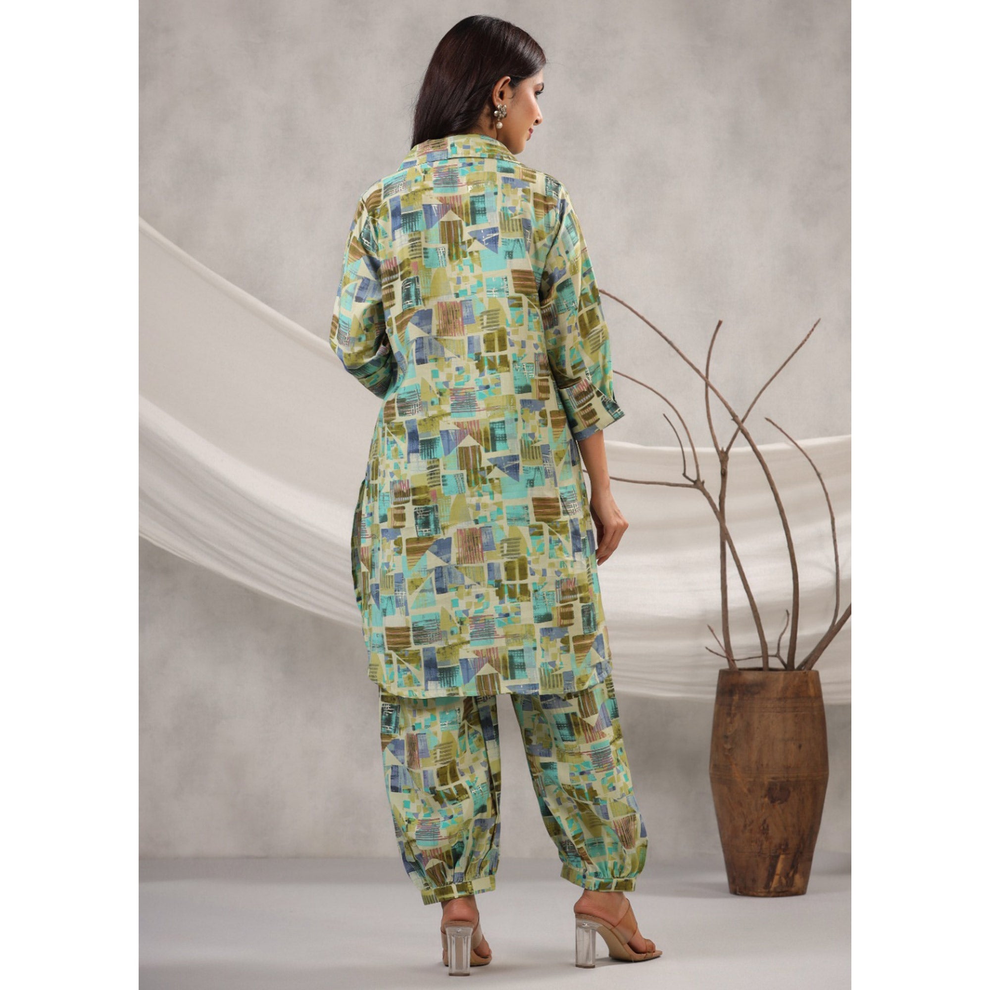 BlackTree green-geometric-printed-muslin-co-ord-set - view 6