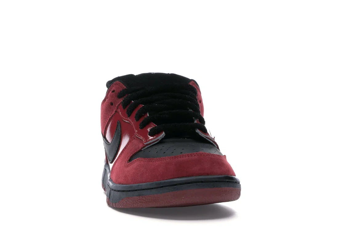 Nike SB Dunk Low 'Milli Vanilli' – Red - view 8