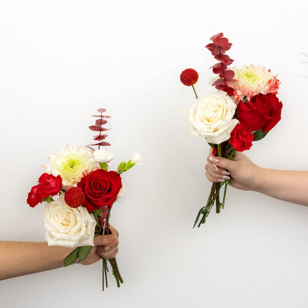 FiftyFlowers Scarlet Red Bouquet Bar Flower Kit