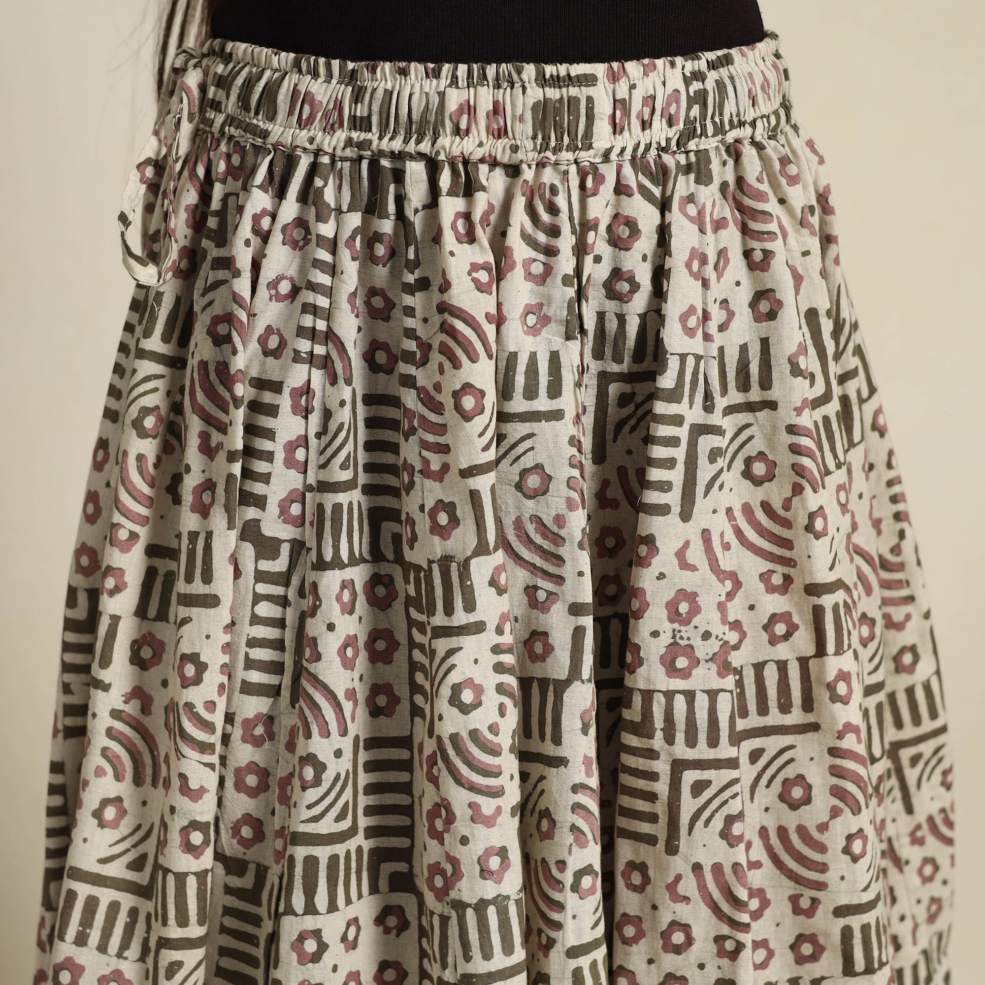 NOORI BAZAR Beige - 24 Kali Patchwork Batik Print Cotton Long Skirt 29 - view 5