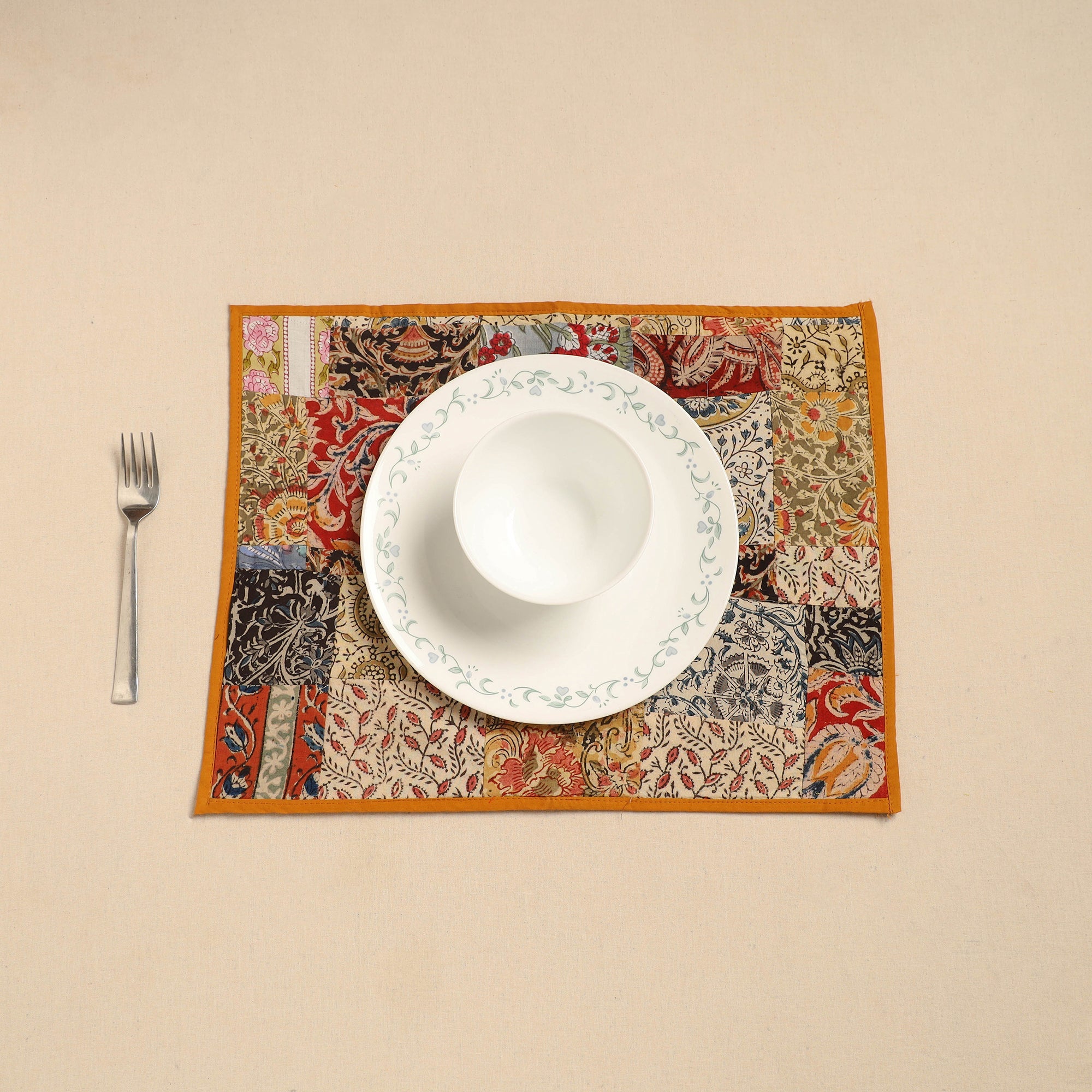 NOORI BAZAR Handcrafted Cotton Patchwork Table Mat 08