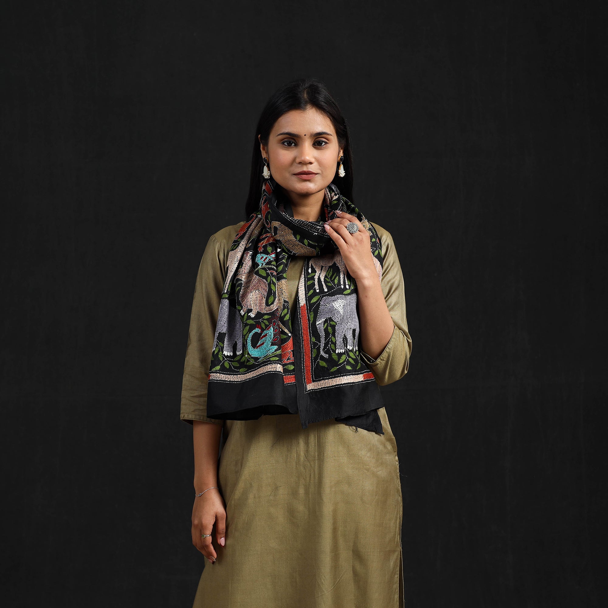 KHUSHBASH - HAPPY LOOM OF EAST Black - Handloom Silk Bengal Kantha Work Stole 25 - view 2