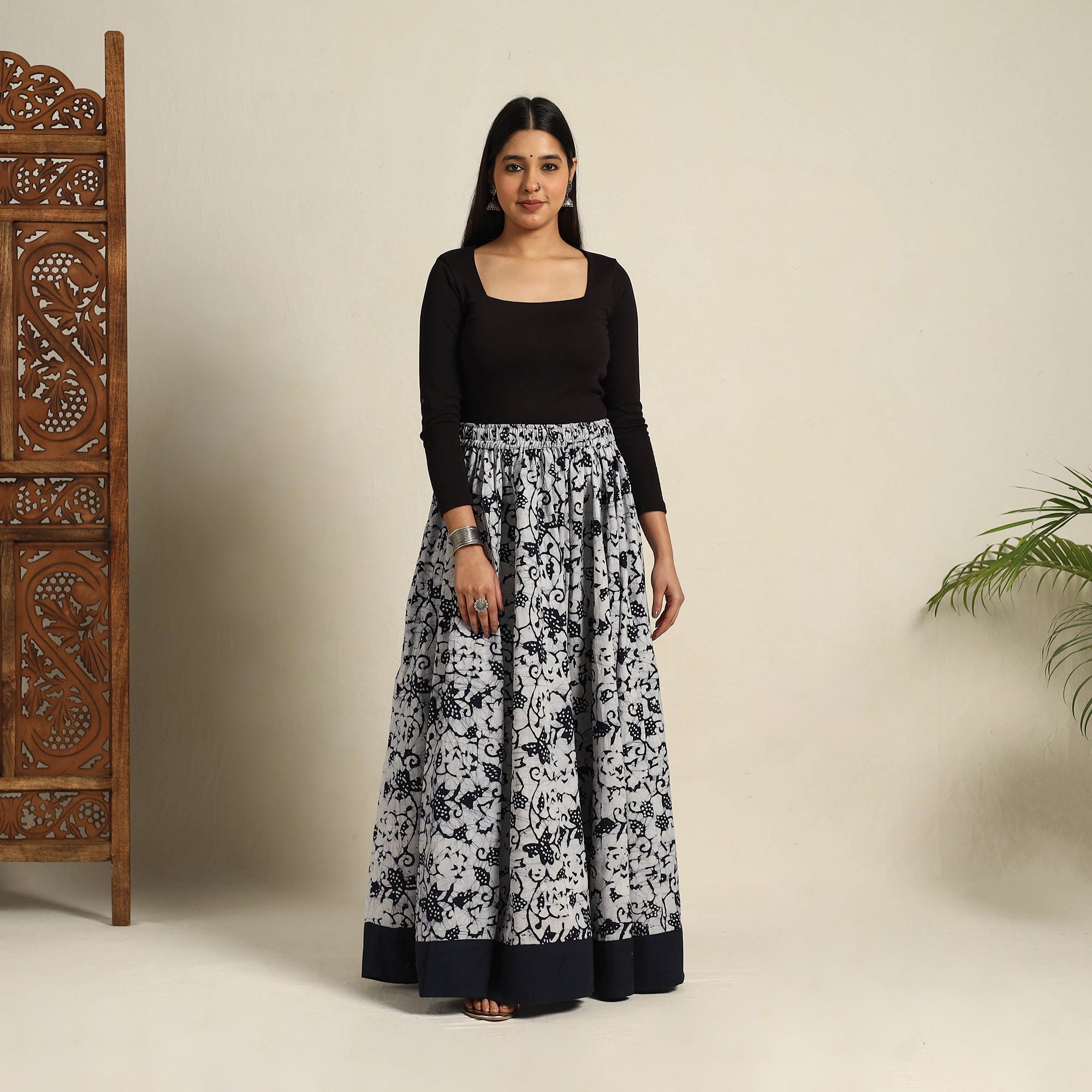 NOORI BAZAR Black - 24 Kali Patchwork Batik Print Cotton Long Skirt 01