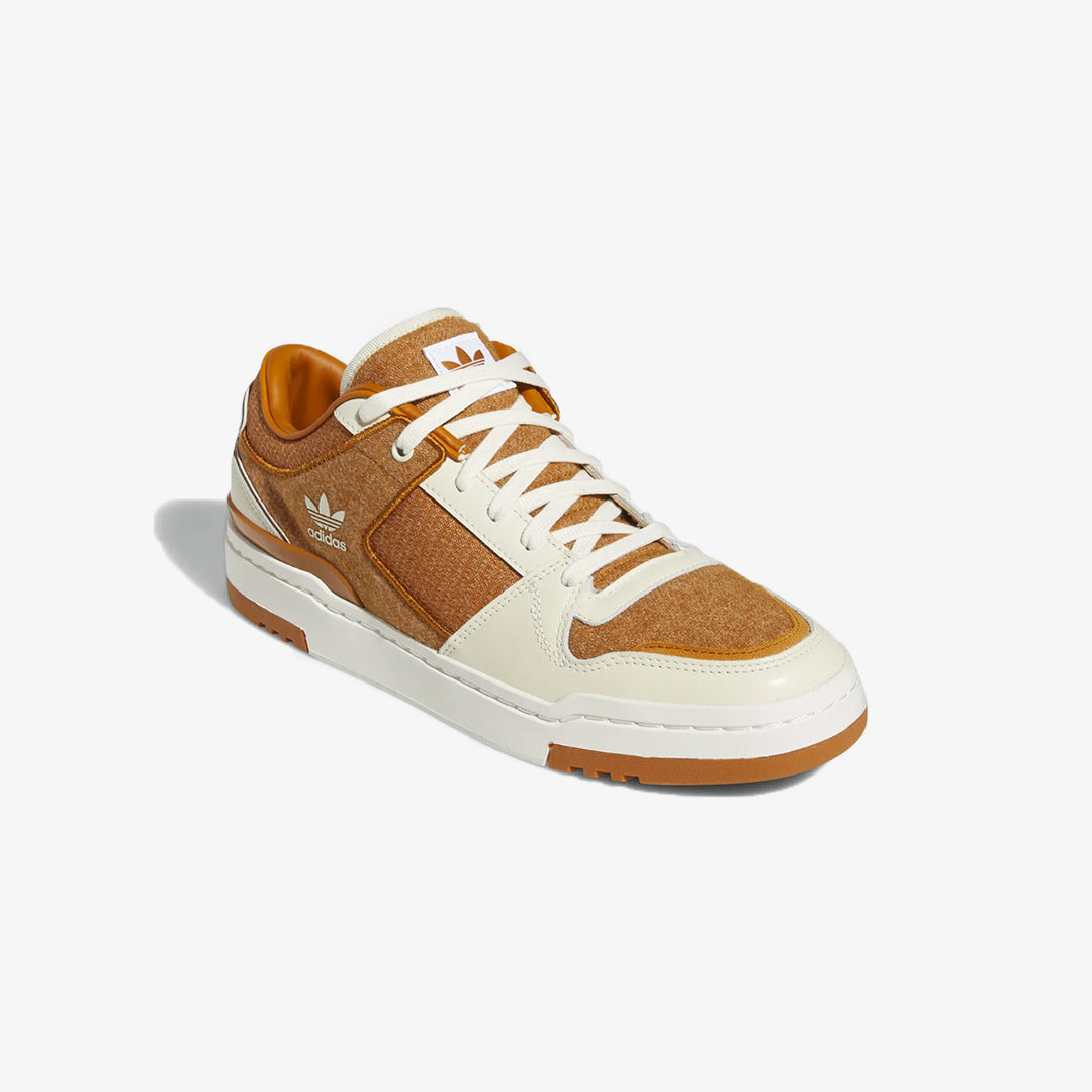 Adidas | FORUM LUXE LOW { CWHITE / CRAOCH