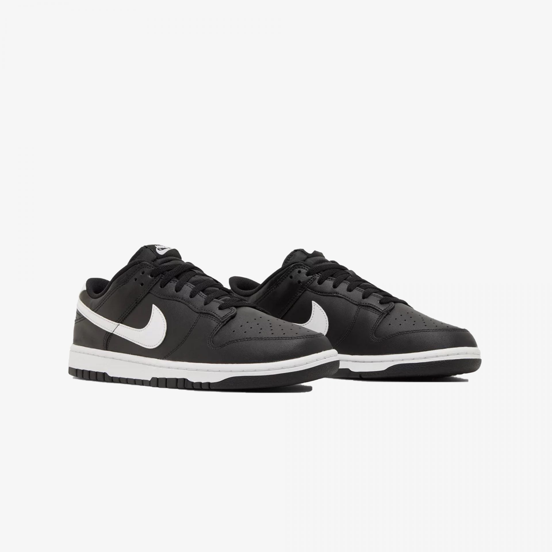 Nike | DUNK LOW RETRO { BLACK
