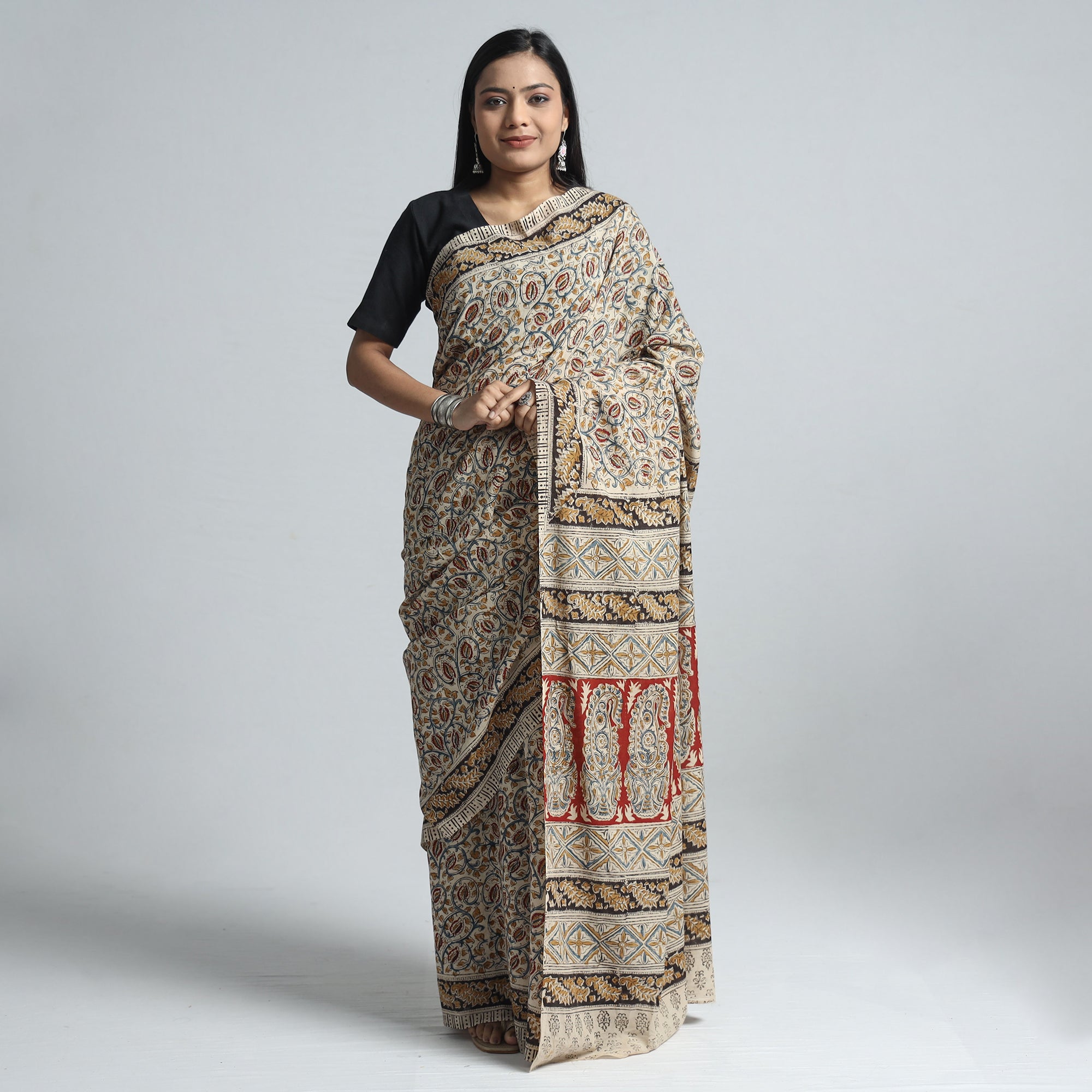 VENKATA BHANU KALAMKARI PEDANA Beige - Pedana Block Print Cotton Kalamkari Saree - view 2