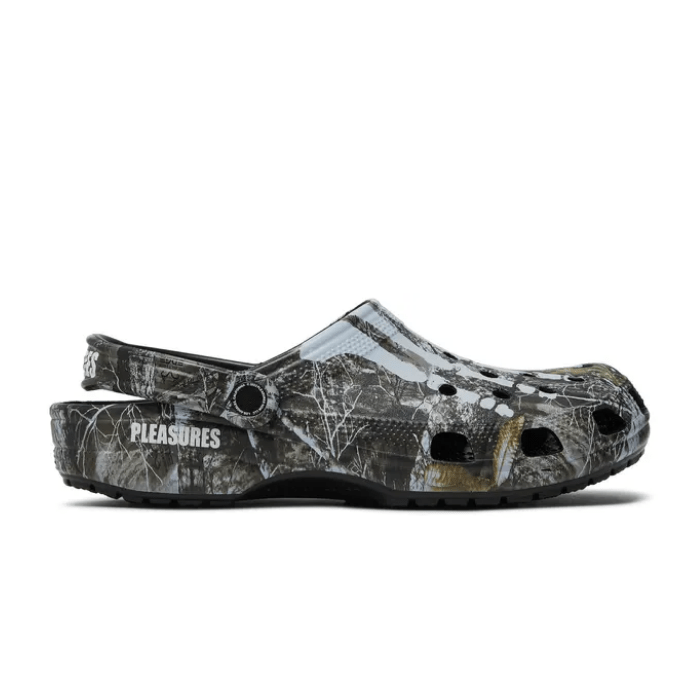 HYPE ELIXIR Crocs Classic Clog Pleasures Skeleton Realtree Edge Camo