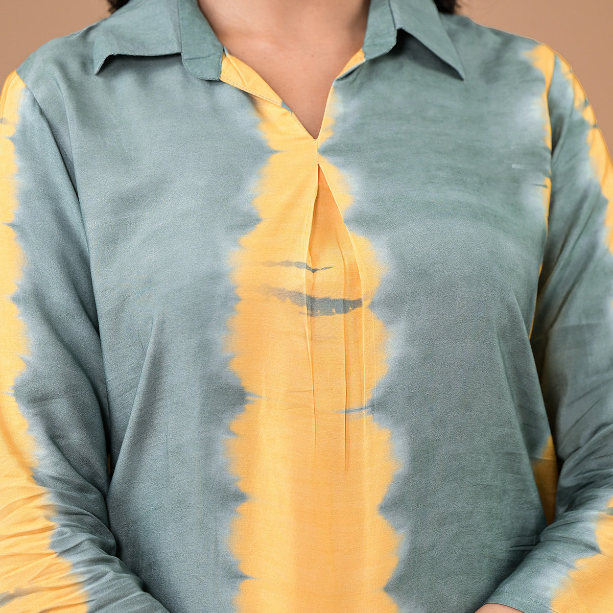 Peachmode Bottle Green Tie Dye Printed Muslin Co-Ord Set - view 3