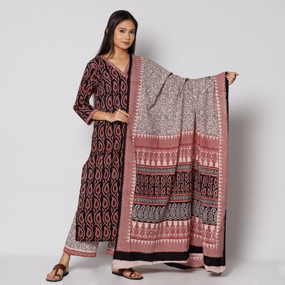 ITOKRI CASUALS Black - Bagh Block Printing Cotton Kurta with Palazzo & Dupatta Set - view 2