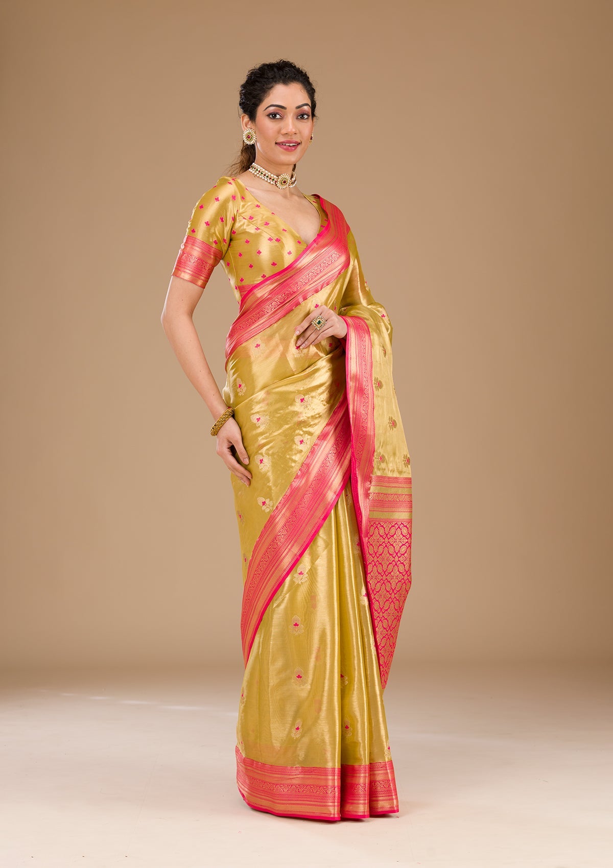 Koskii Leaf Green Zariwork Tissue Saree – Women's - view 4