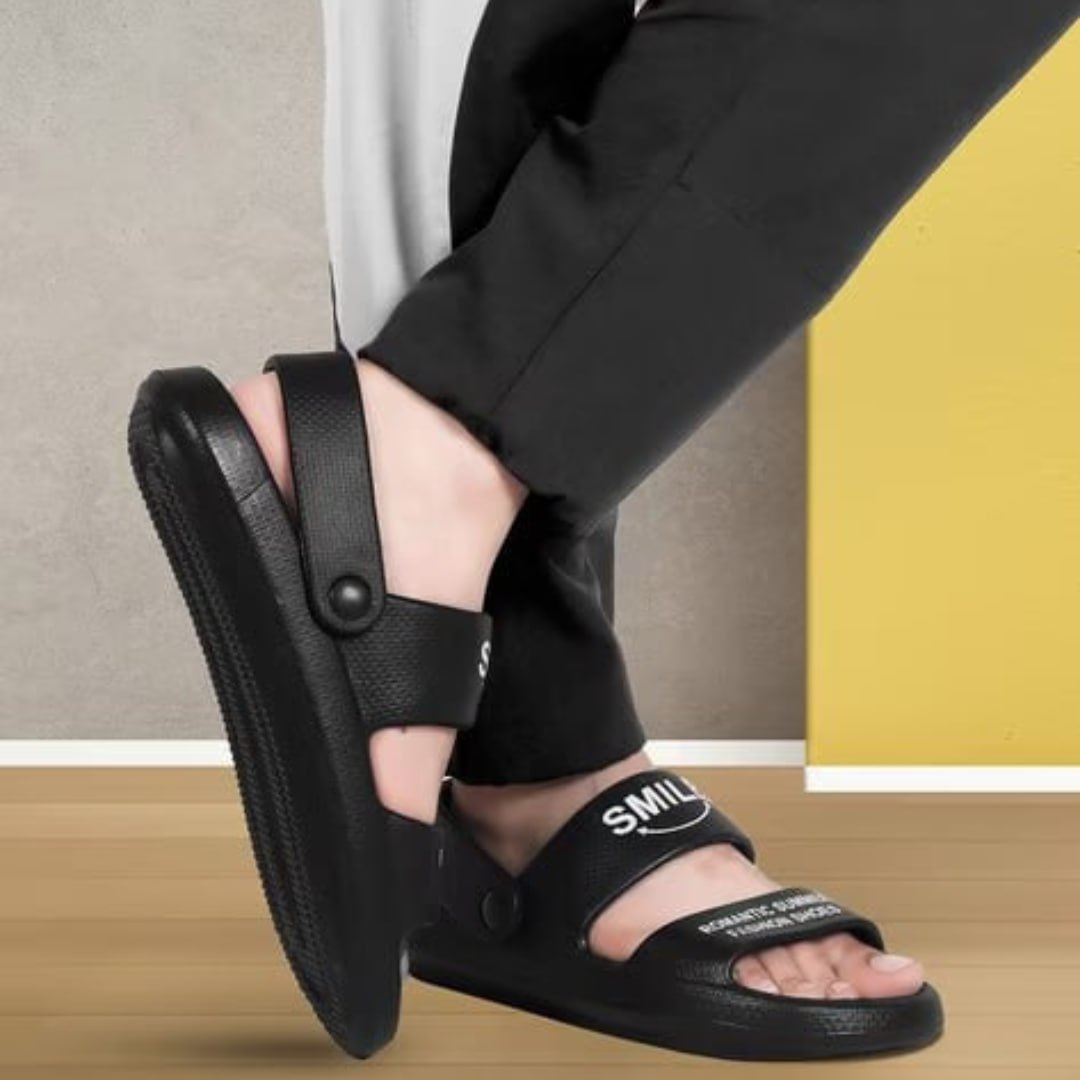 Roposo Clout Men's Fashionable Comfy Clogs - view 6