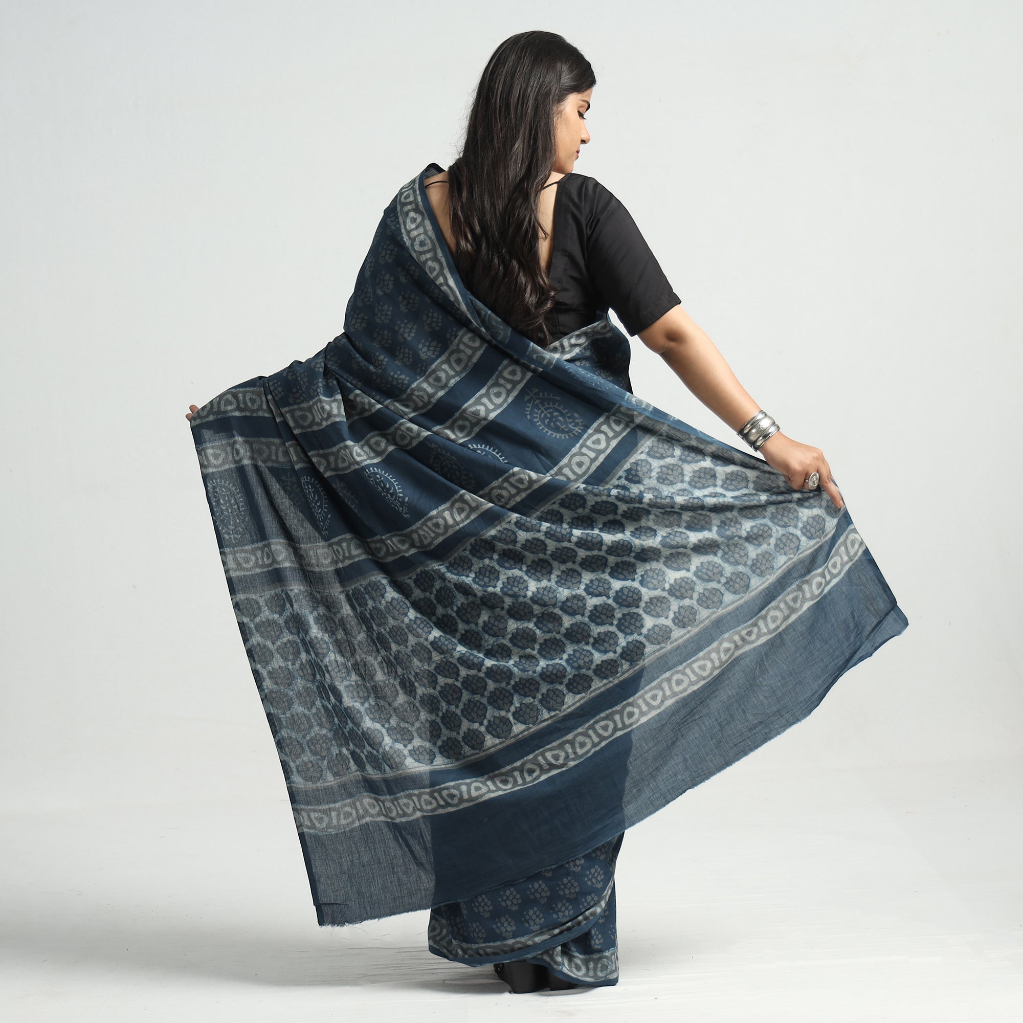 HAVELI CHRONICLES Blue - Akola Hand Block Printed Cotton Saree - view 6