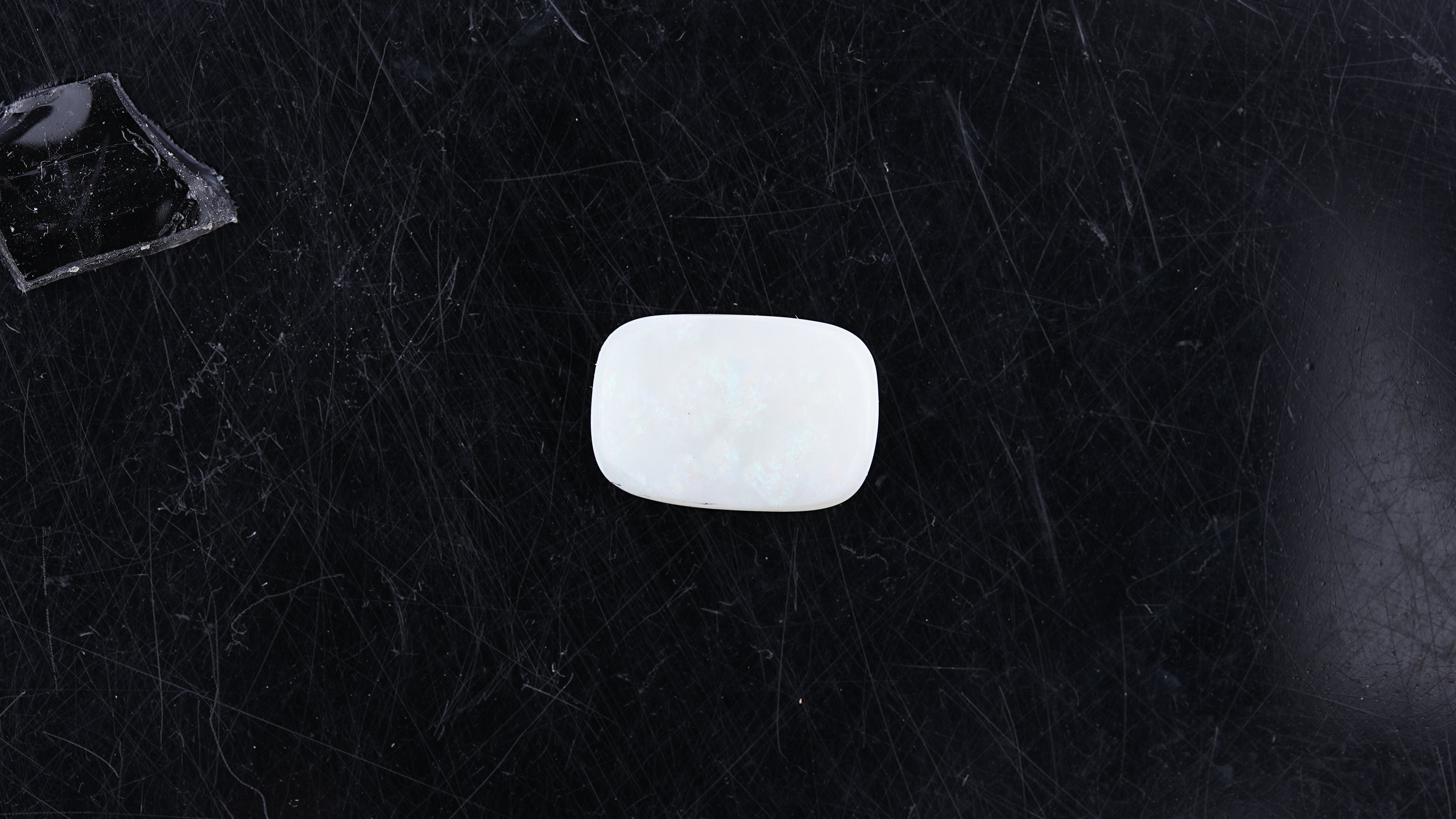 Gemsmantra Opal with Fire - 4 Carats (4.4 Ratti)