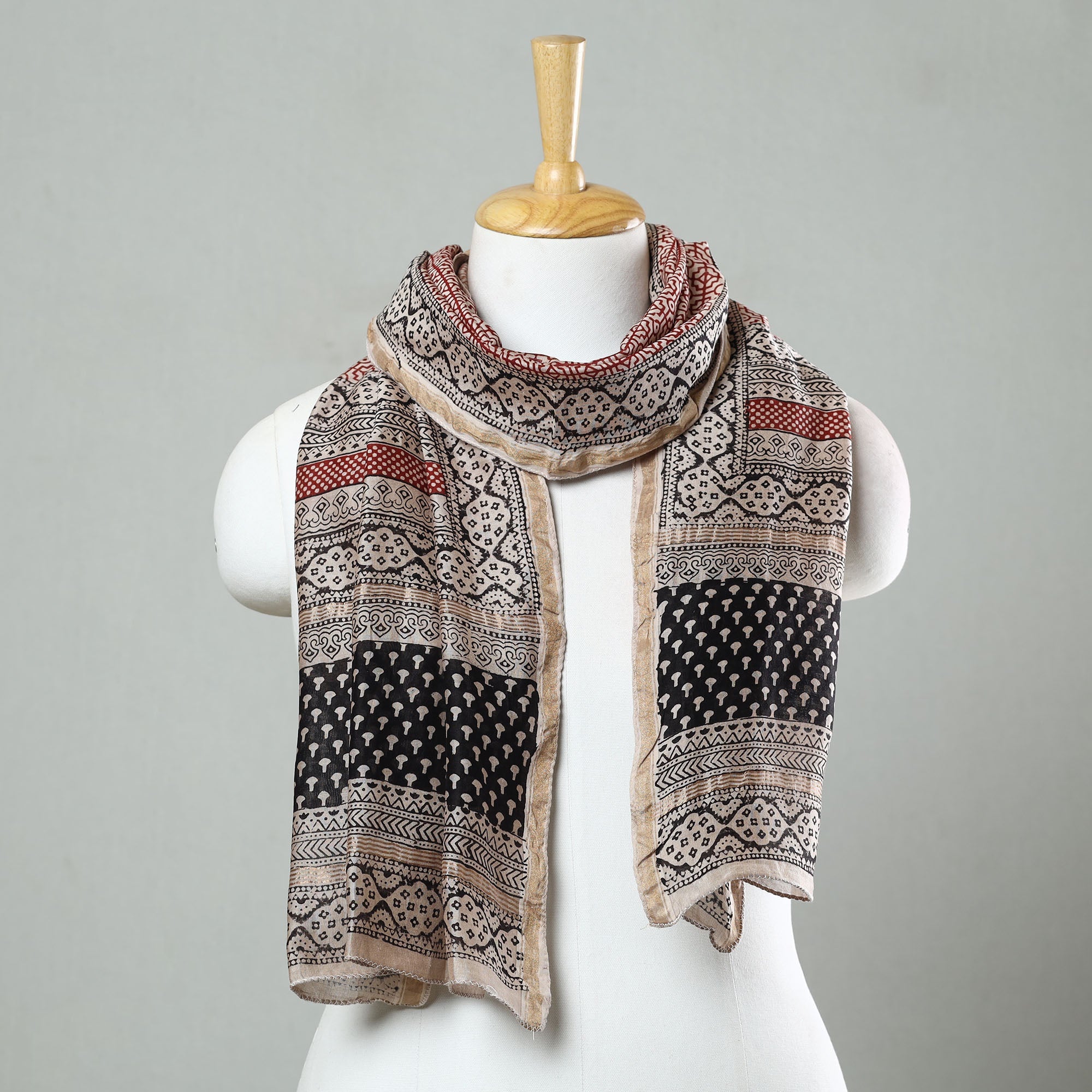 BAGH PRINTS BY MOHAMMED BILAL KHATRI Black - Bagh Hand Block Printed Chanderi Silk Stole 05