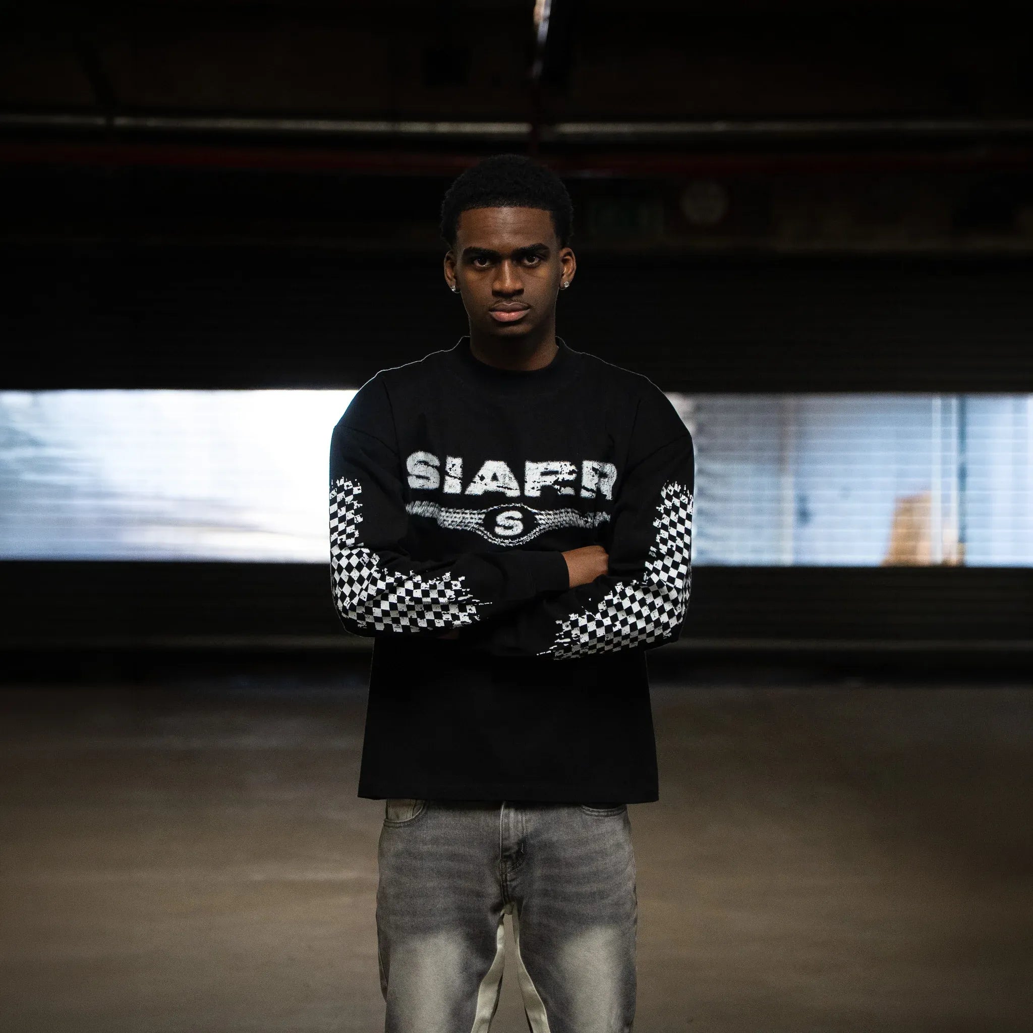 SIARR Chequered L/S Black T-Shirt - view 6