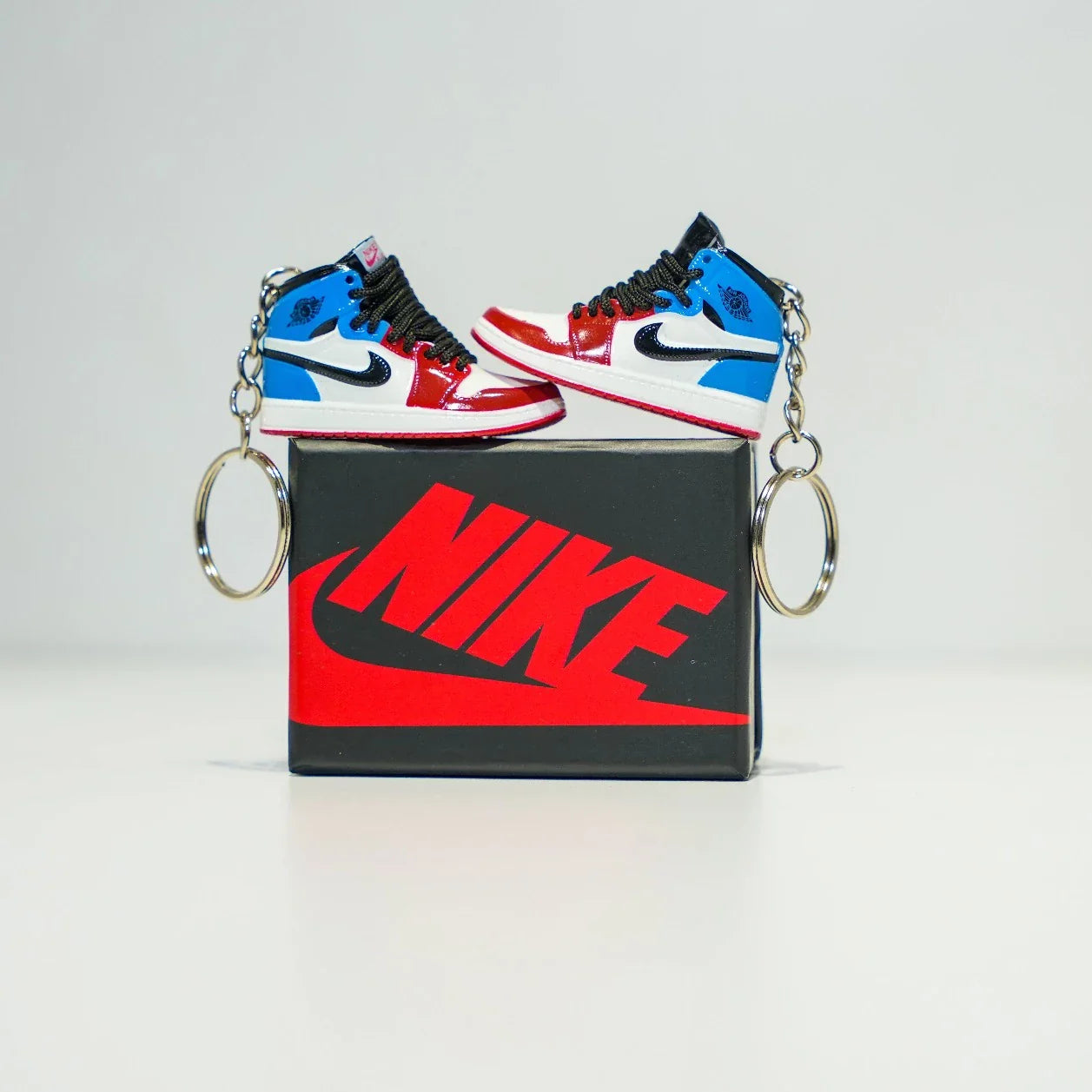 Kicks Machine 3D Sneaker Keychain With Box - AJ1 Fearless UNC