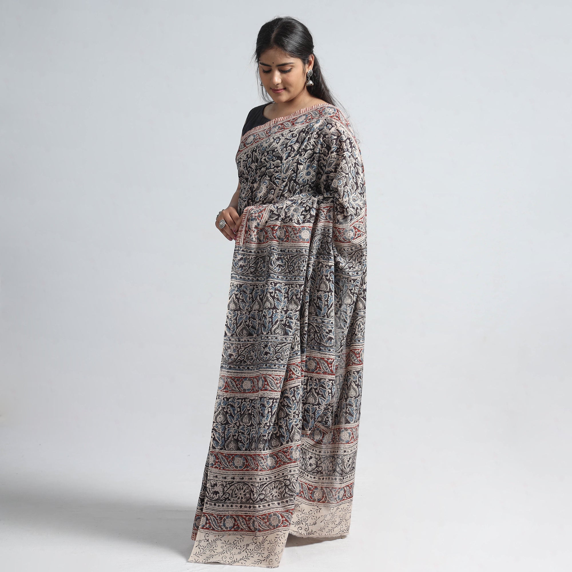 VENKATA BHANU KALAMKARI PEDANA Black - Pedana Block Print Cotton Kalamkari Saree - view 2