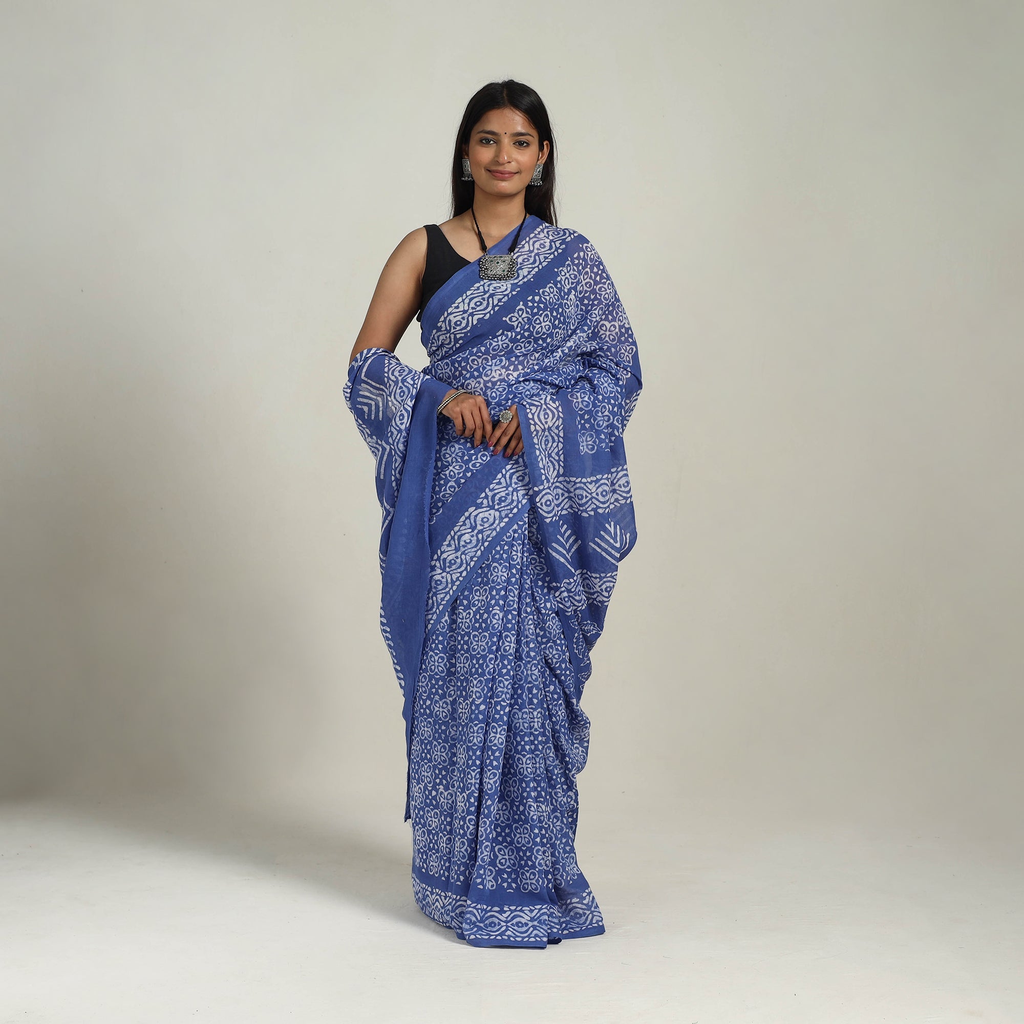 BATIK BY MD. SHARIFF Blue - Cotton Hand Batik Print Saree 04