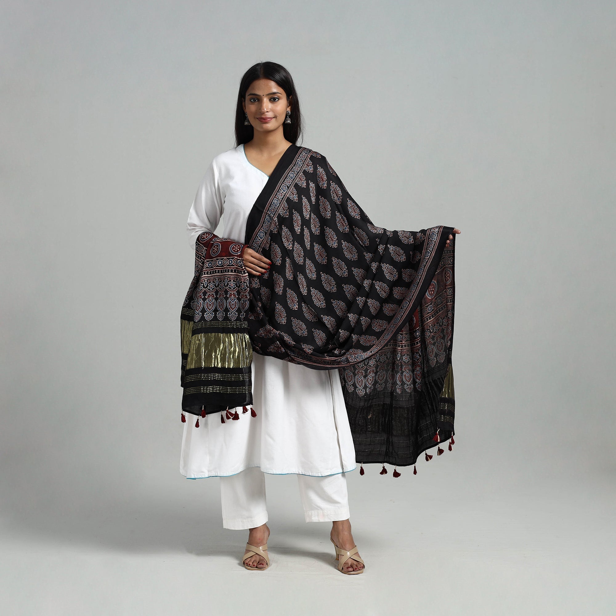 RIYAZ ABDULMAJID KHATRI - AJRAKH Modal Silk Block Print Ajrakh Dupatta 05