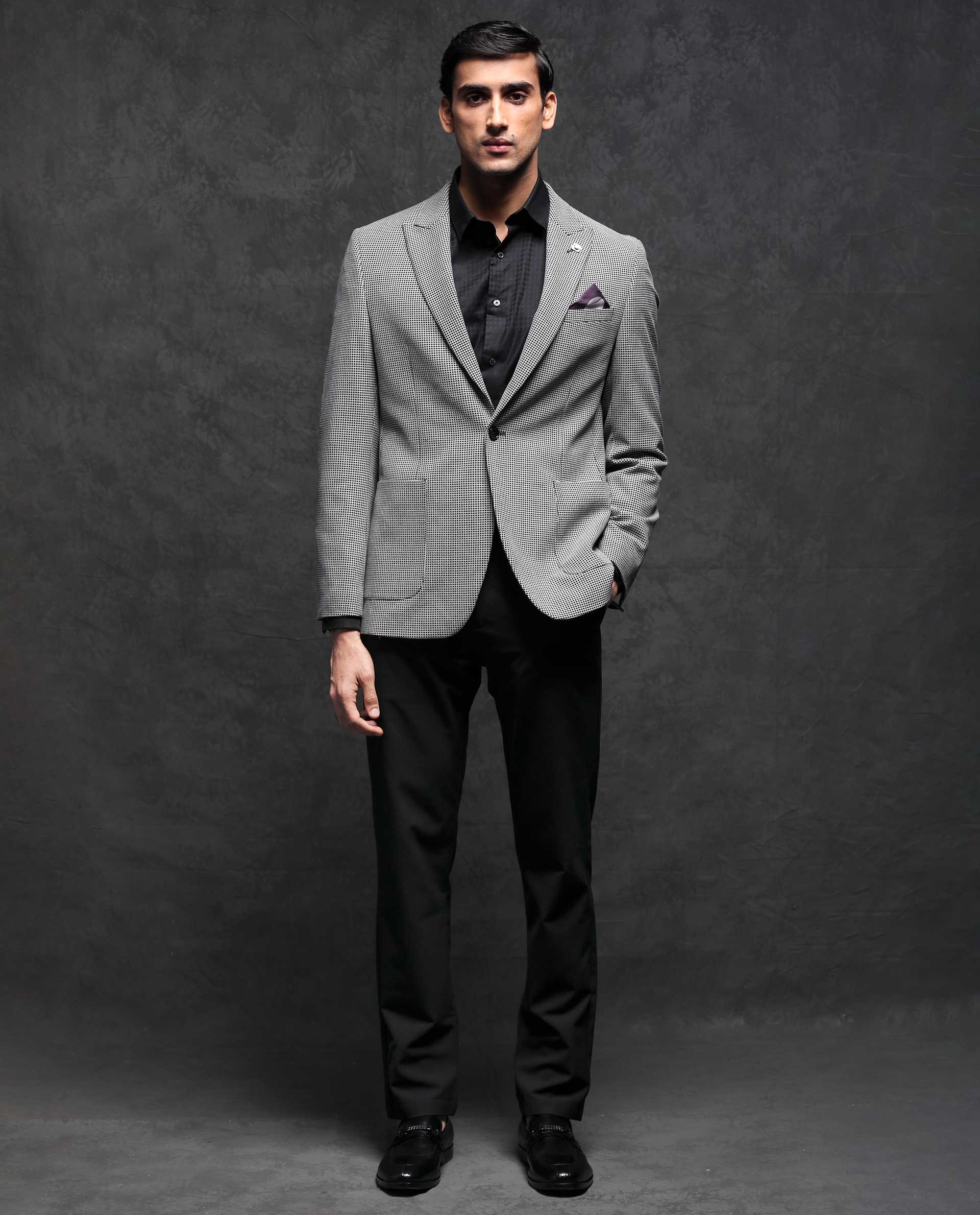Rare Rabbit Men's Bellion Black Polyester Viscose Fabric Peak Lapel Single Breasted Tailored Fit Houndstooth Blazer - view 2