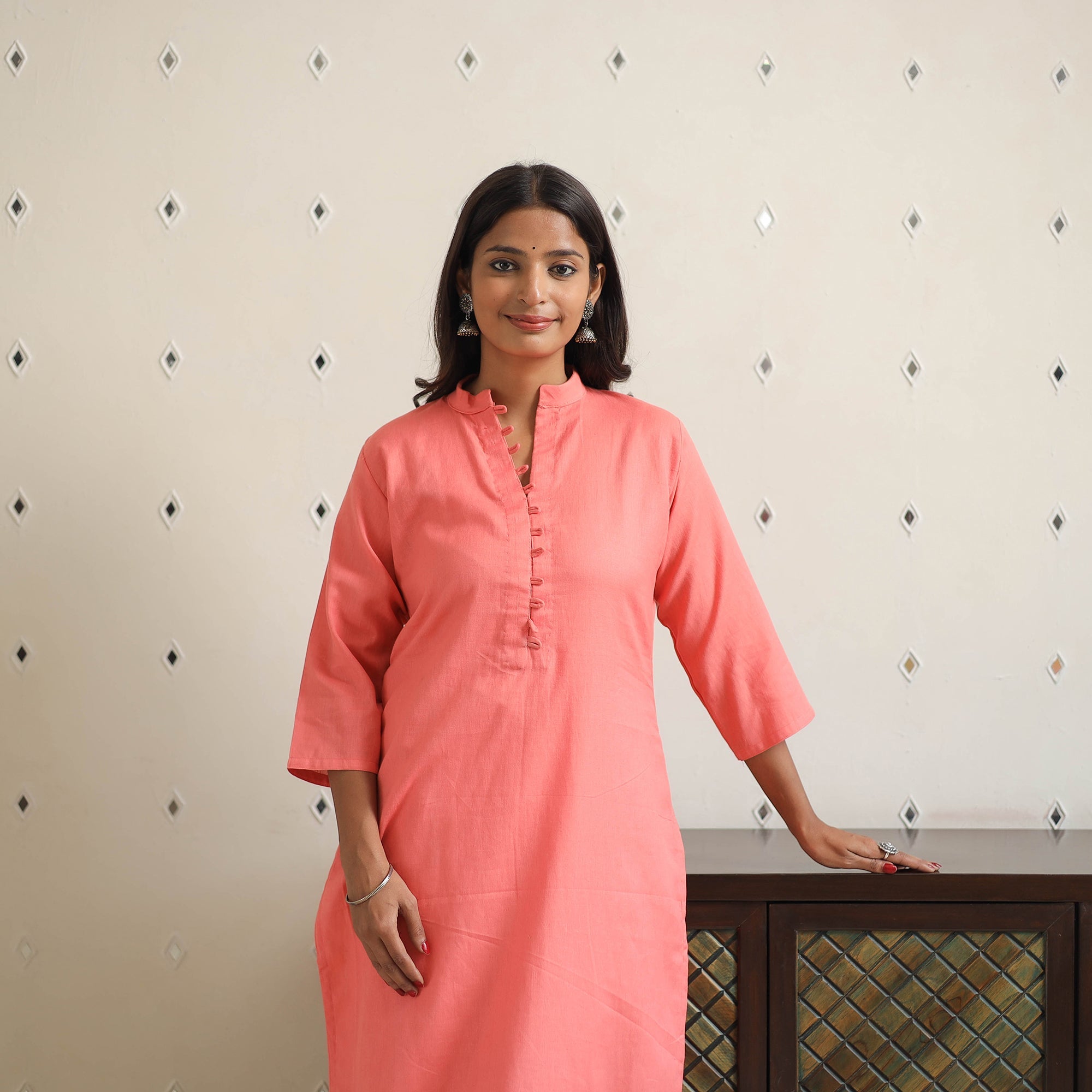 ITOKRI CASUALS Aarohi Peach Flex Cotton Straight Plain Kurta