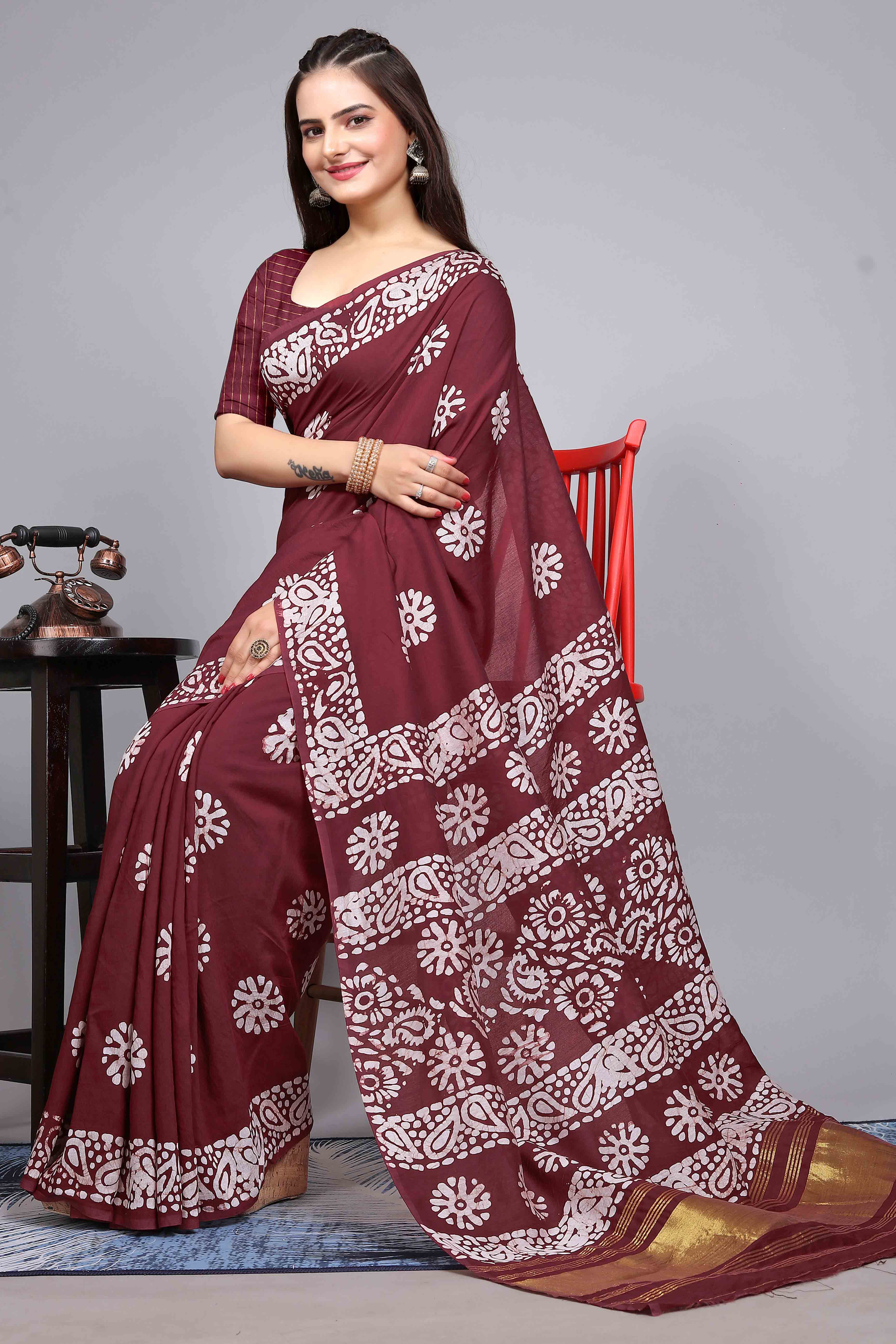 Peachmode Maroon Floral Printed Chanderi Cotton Silk Lagdi patta Saree - view 5