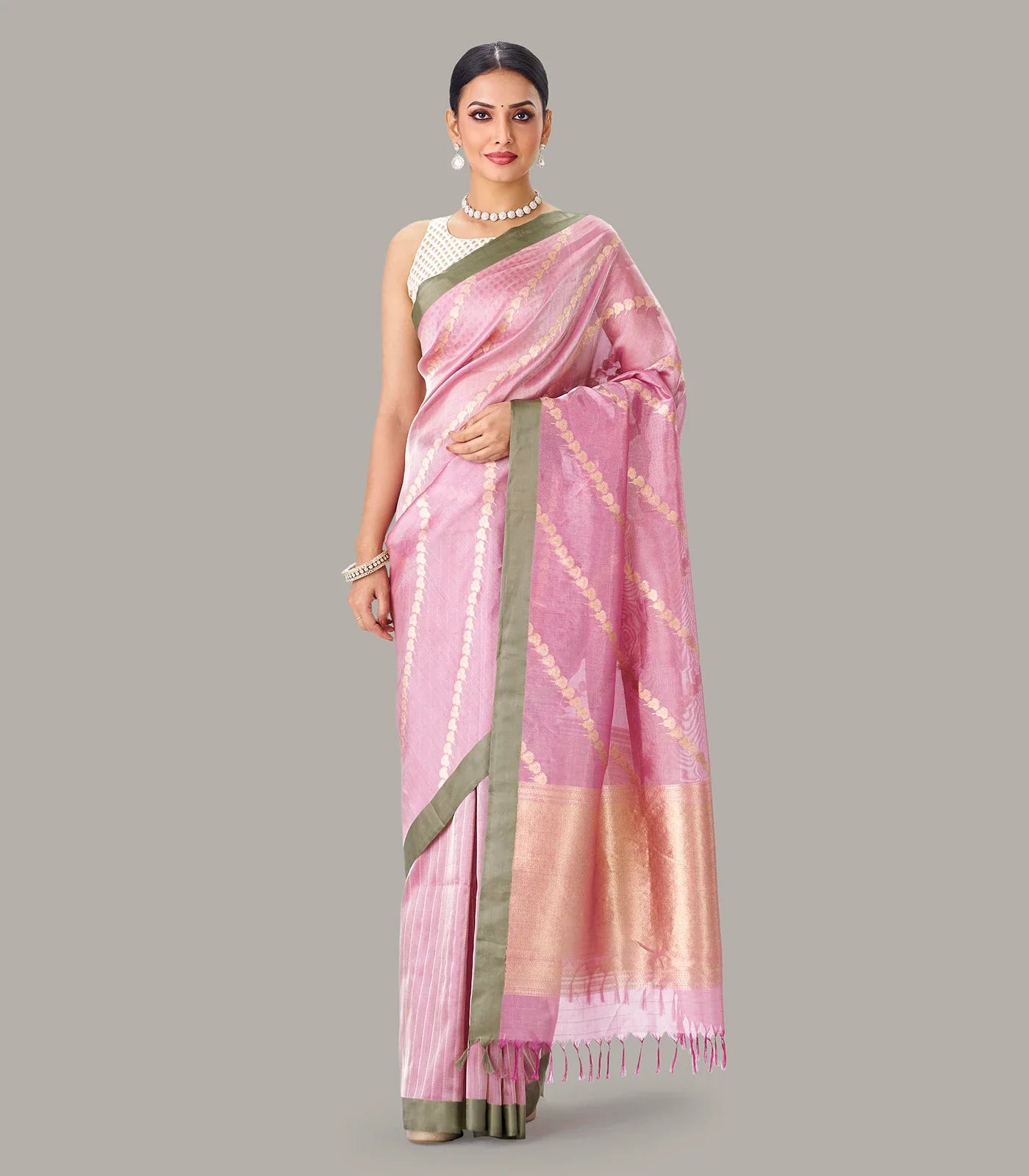 RmKV Baby Pink Handloom Banarasi Silk Saree With Diagonal Floral Motifs