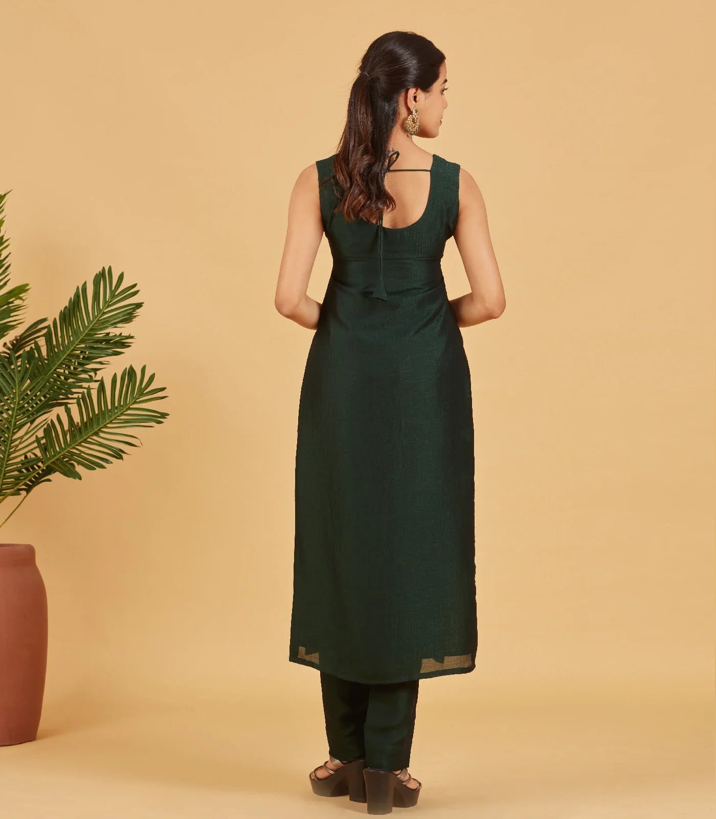 RmKV Bottle Green Embroidered Festive Kurta Set - view 4