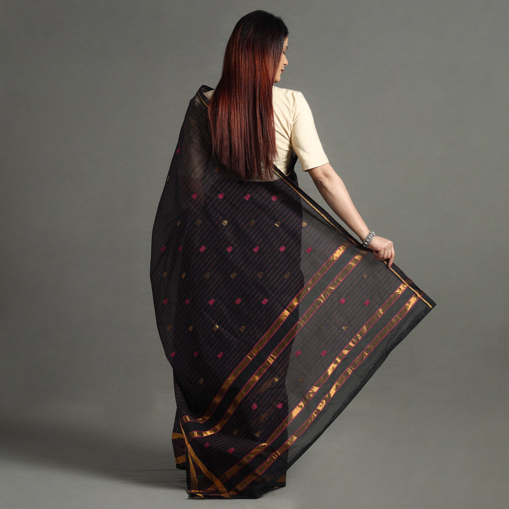 SOUTH KARGHA Black - Traditional Venkatagiri Handloom Cotton Stripe Saree with Thread & Zari Buti 35 - view 6