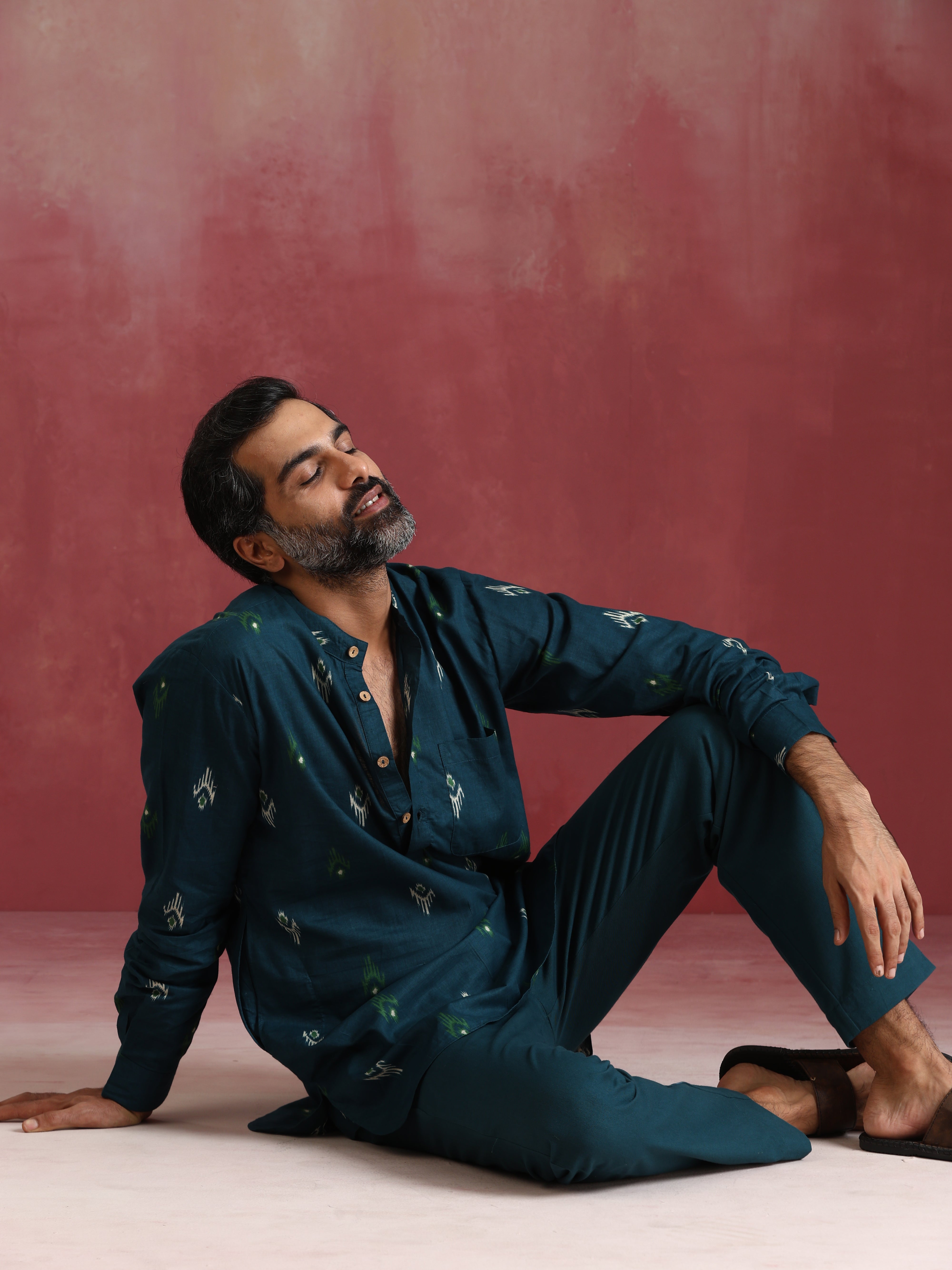 trueBrowns Men's Blue Ikat Co-ord set - view 9