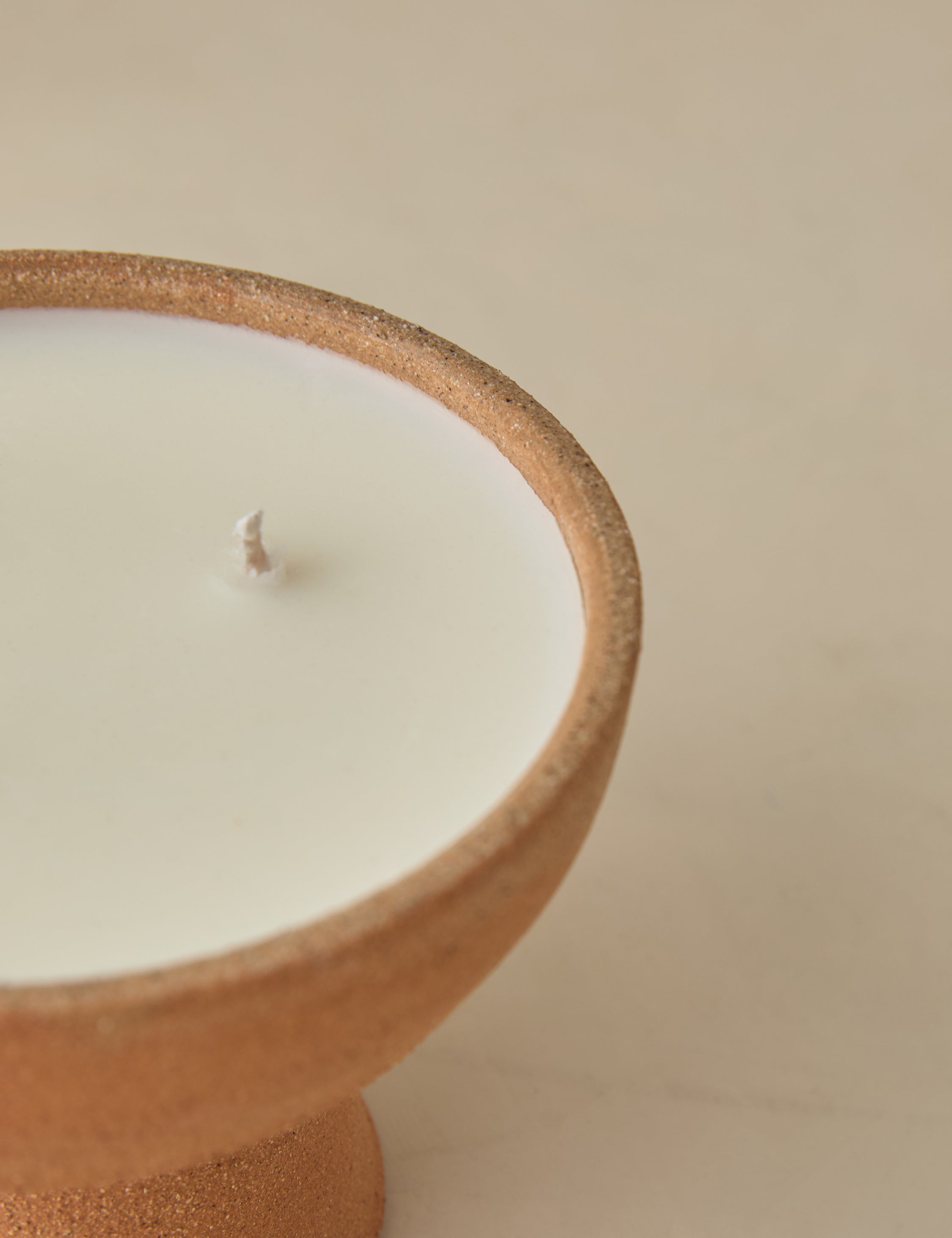 Lulu and Georgia Jack Raw Candle by dumæ - view 17