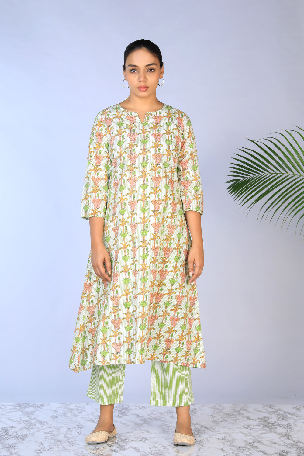 Kalanjali Ethnics Handblock printed Kurti and pants set
