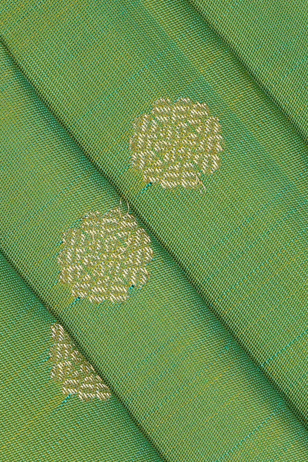 Kalanjali Gadwal Silk Light Green Saree – Women's - view 2