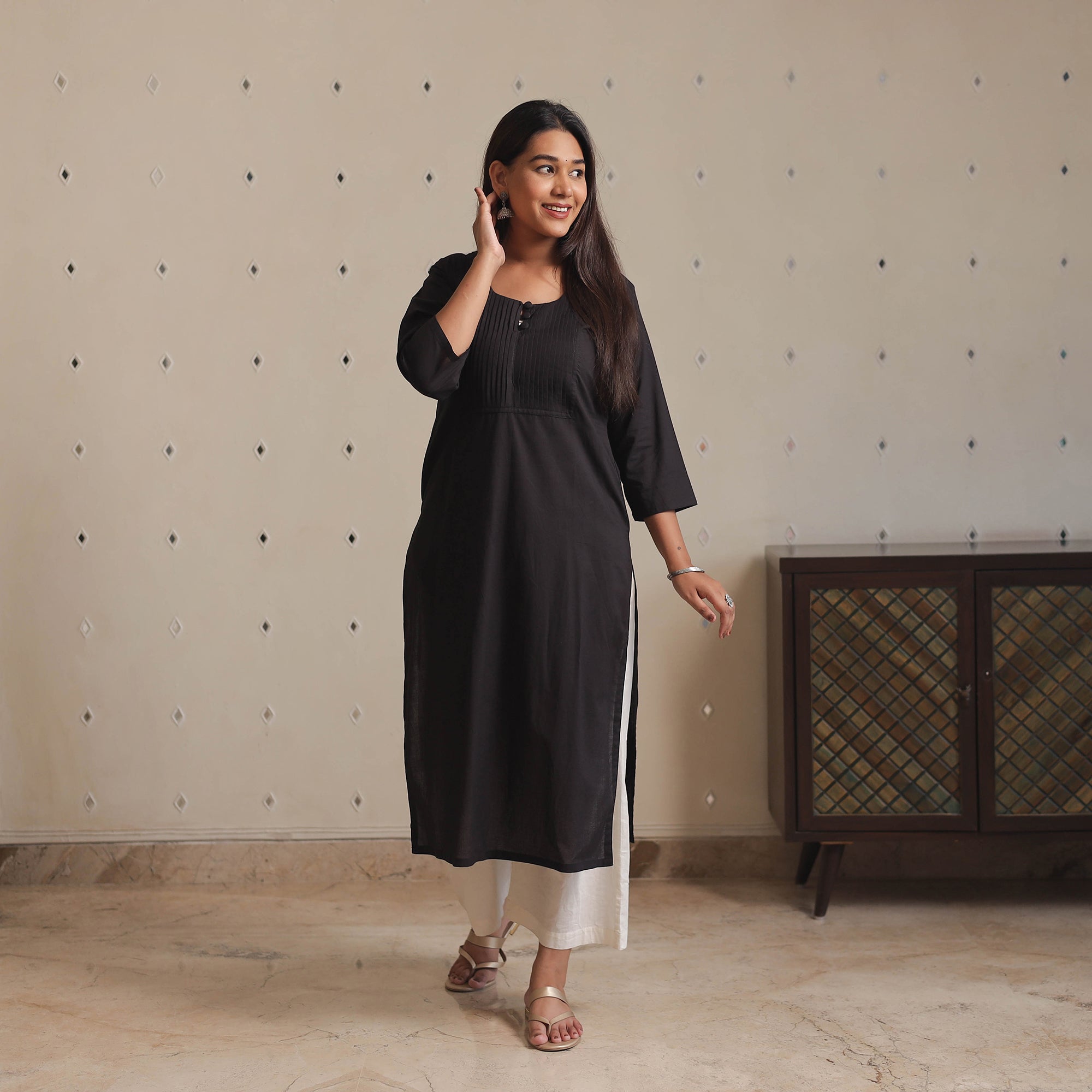 ITOKRI CASUALS Black - Plain Cotton Pintuck Long Straight Kurta 16 - view 2