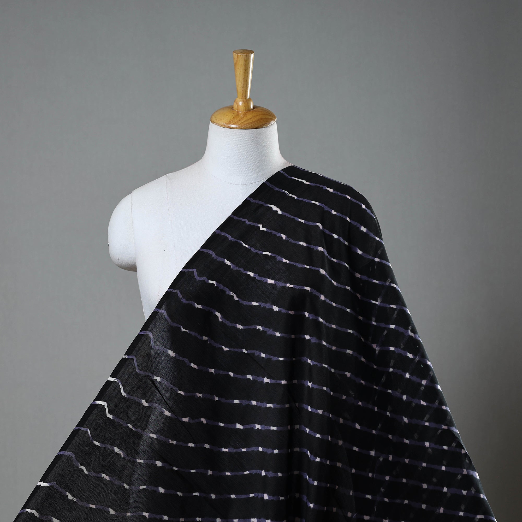 LEHARIYA BY BADSHAH MIYAN Black - Handloom Chanderi Silk Mothra Tie-Dye Leheriya Fabric 05
