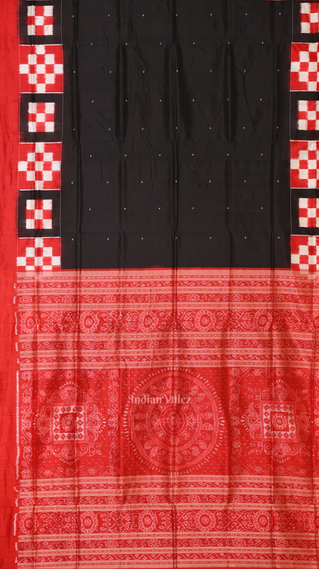 IndianVillèz Black Red Pasapali Border Sambalpuri Ikat Silk Saree - view 2