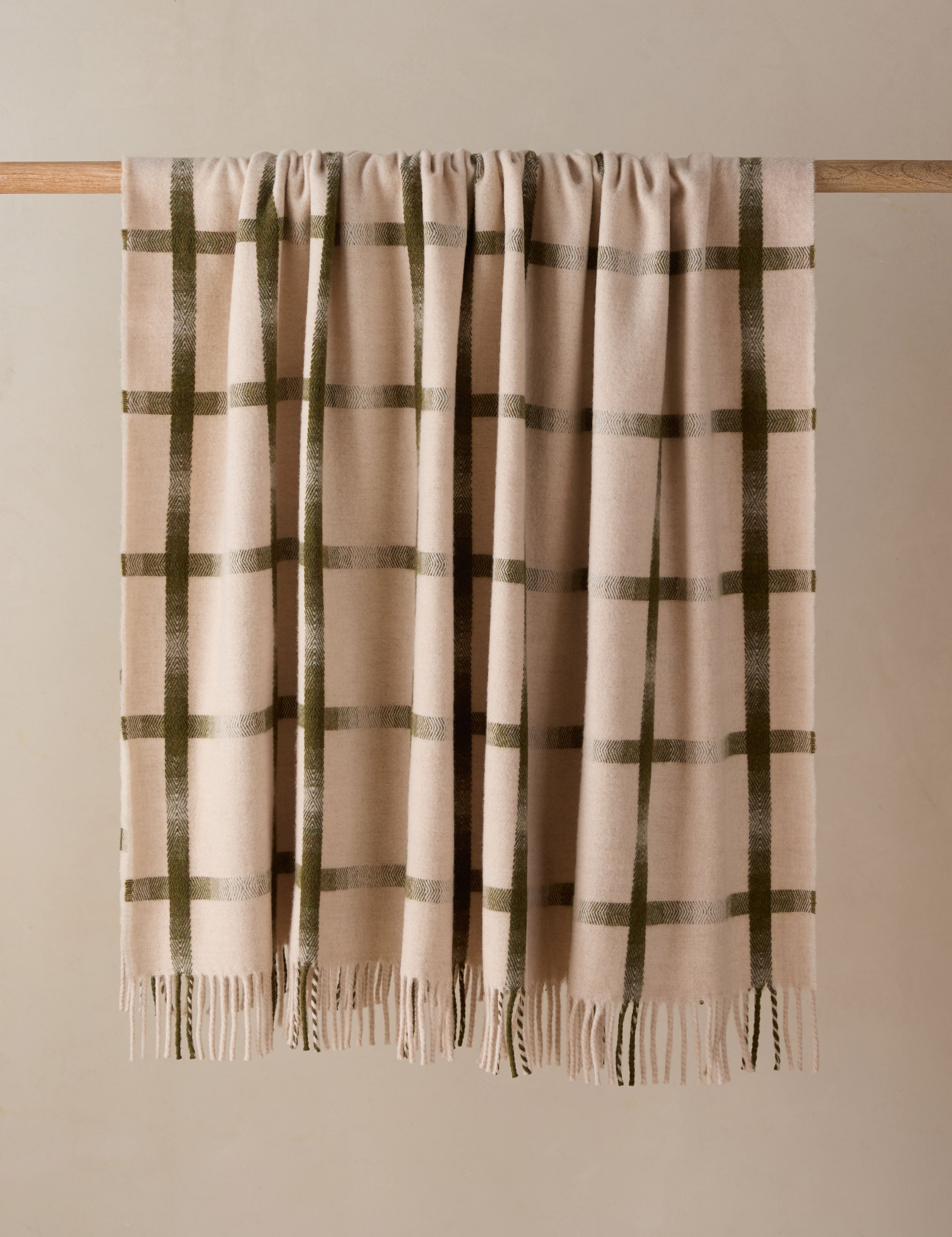 Lulu and Georgia Atwood Lambswool Throw – Pear