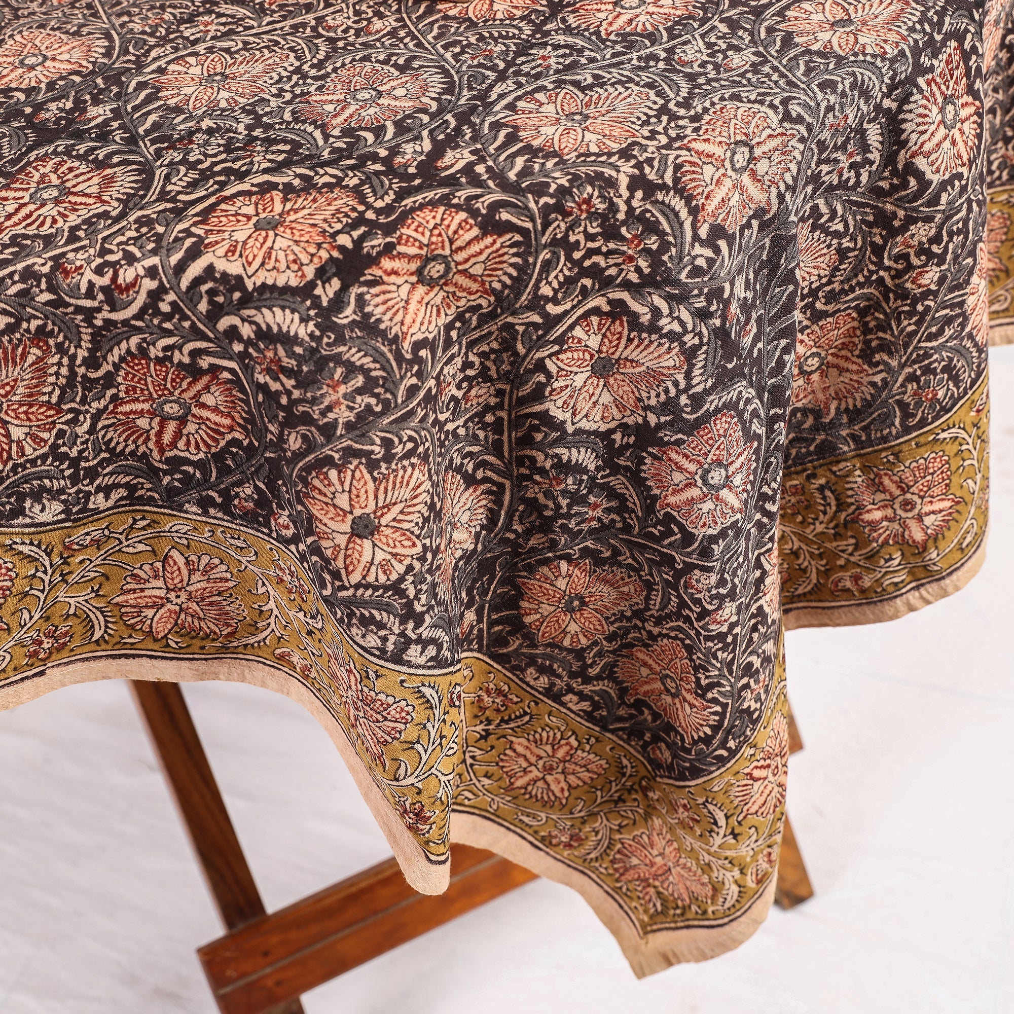 PITCHUKA SRINIVAS KALAMKARI PEDANA Black - Original Pedana Kalamkari Block Printed Cotton Table Cover (44 x 44 in) - view 2