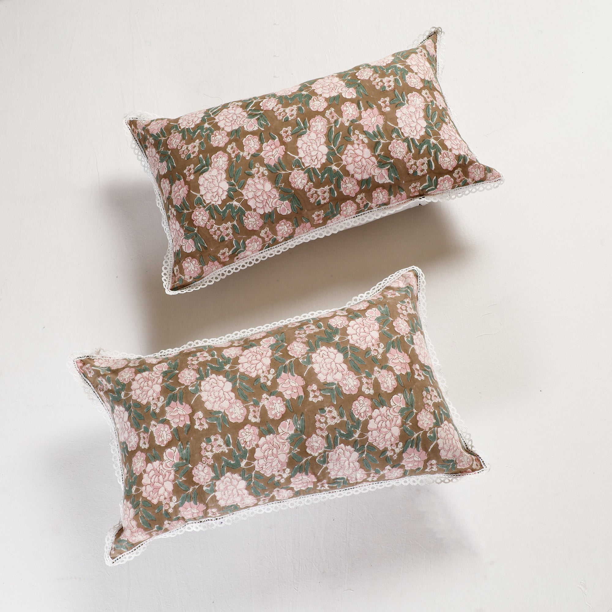 HAVELI CHRONICLES Brown - Sanganeri Block Printed Cotton Pillow Cover with Lace (26 x 16 in) - Set of 2 - view 2